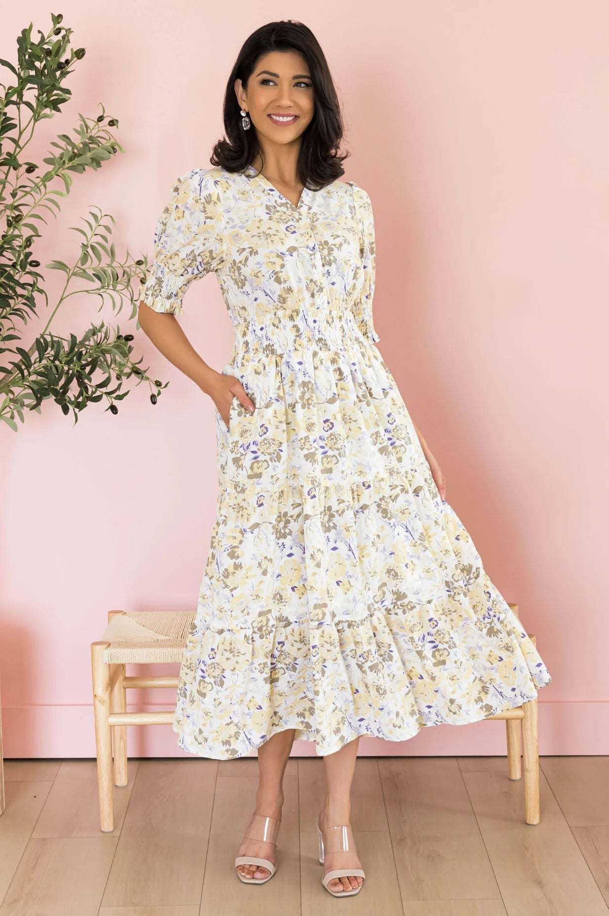 Examples of Modest Church Dresses That Women Want Examples of Modest Church Dresses That Women Want