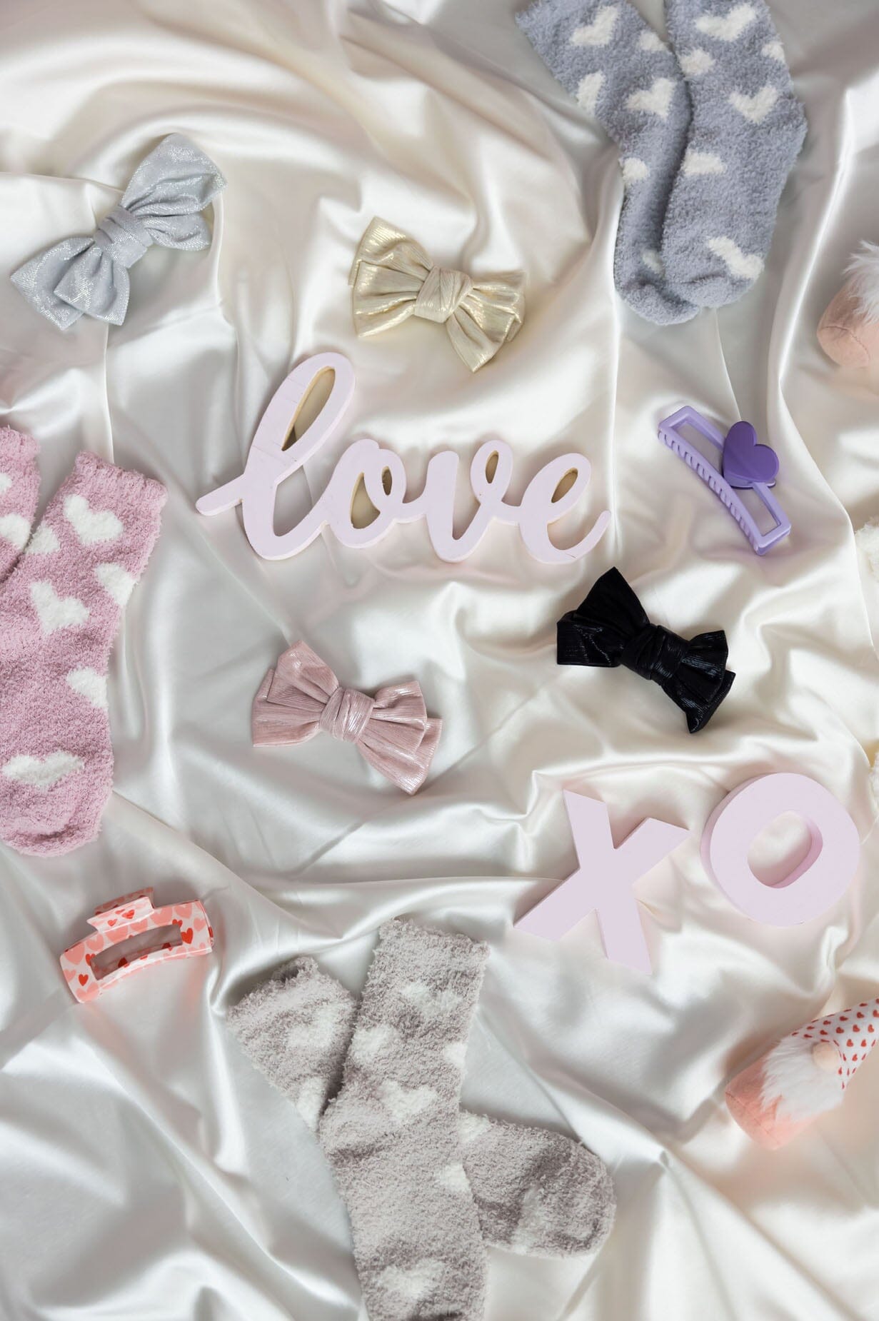 Add A Bit Of Shimmer Hair Bow Accessories & Shoes Leto Accessories