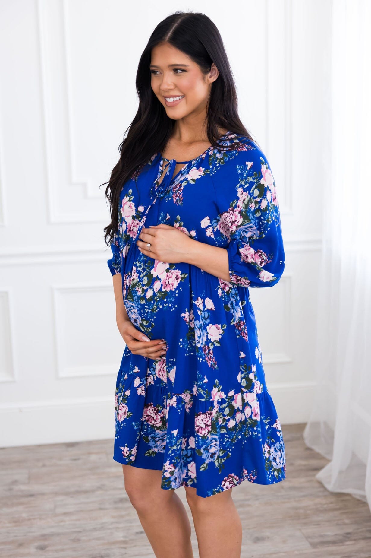 The Faren NeeSee's Dresses