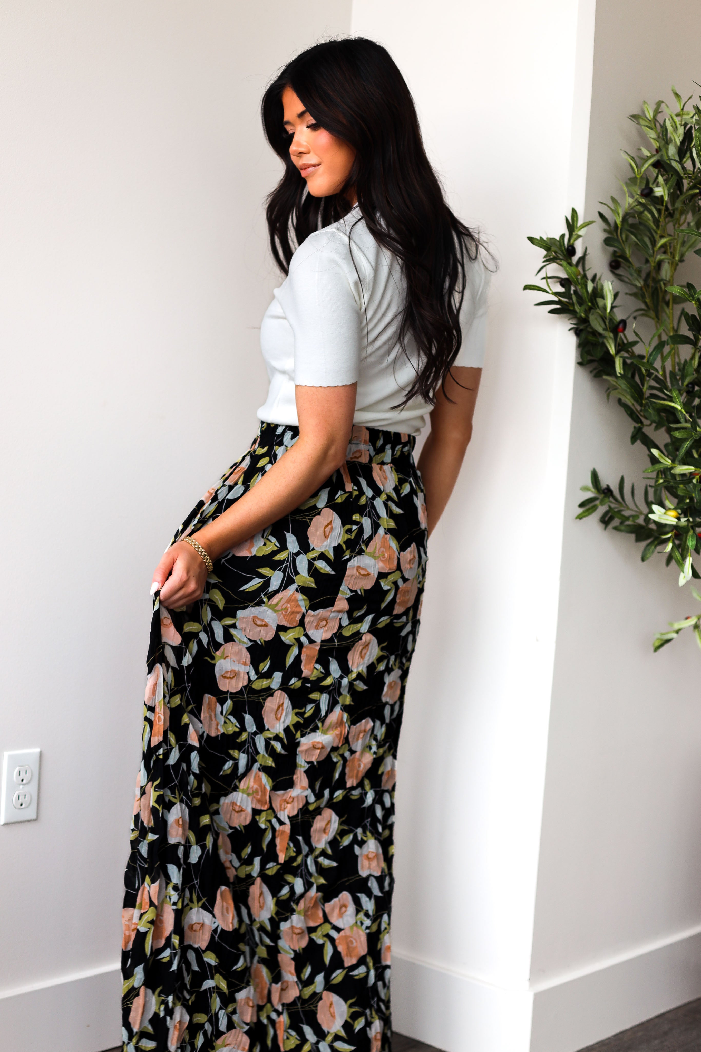 Textured Maxi Skirt with Pockets