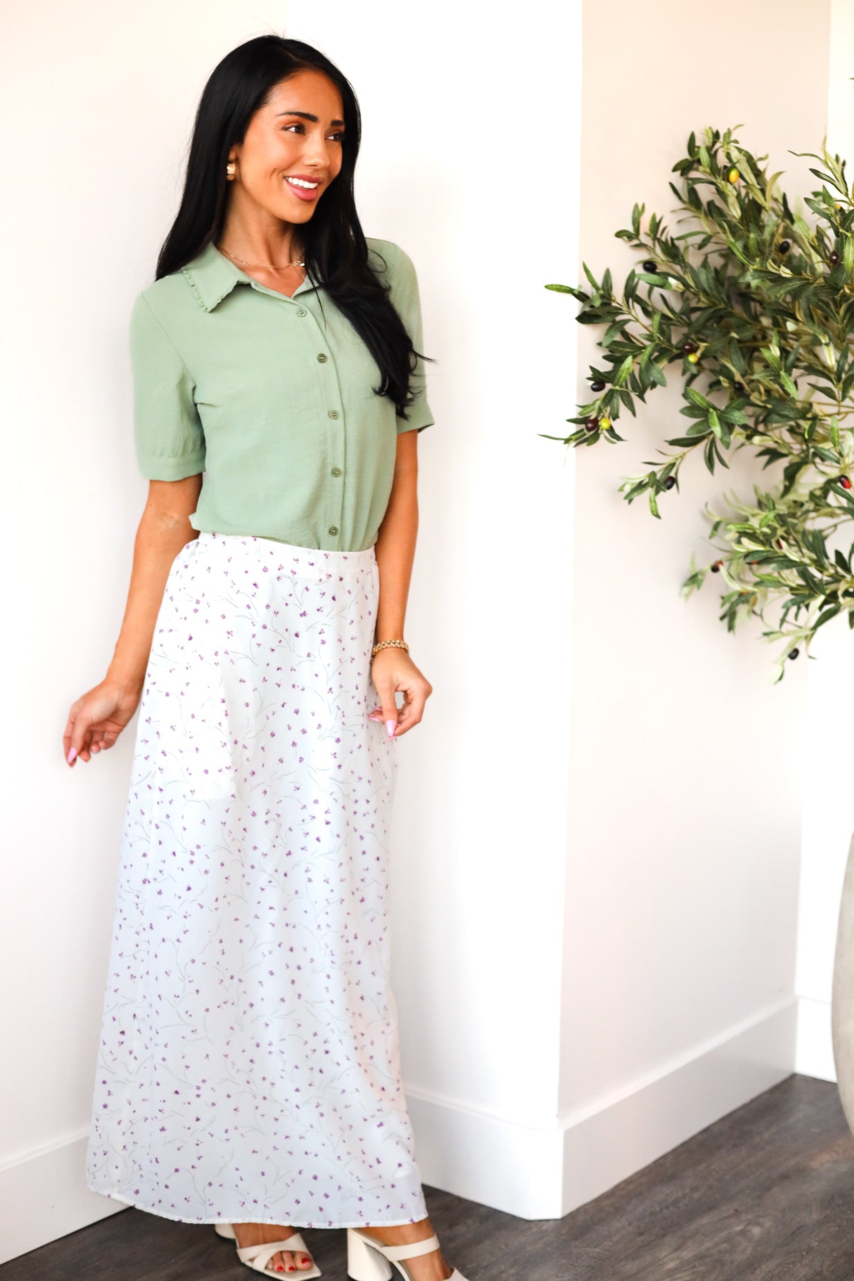 All The Beauty Sheath Skirt