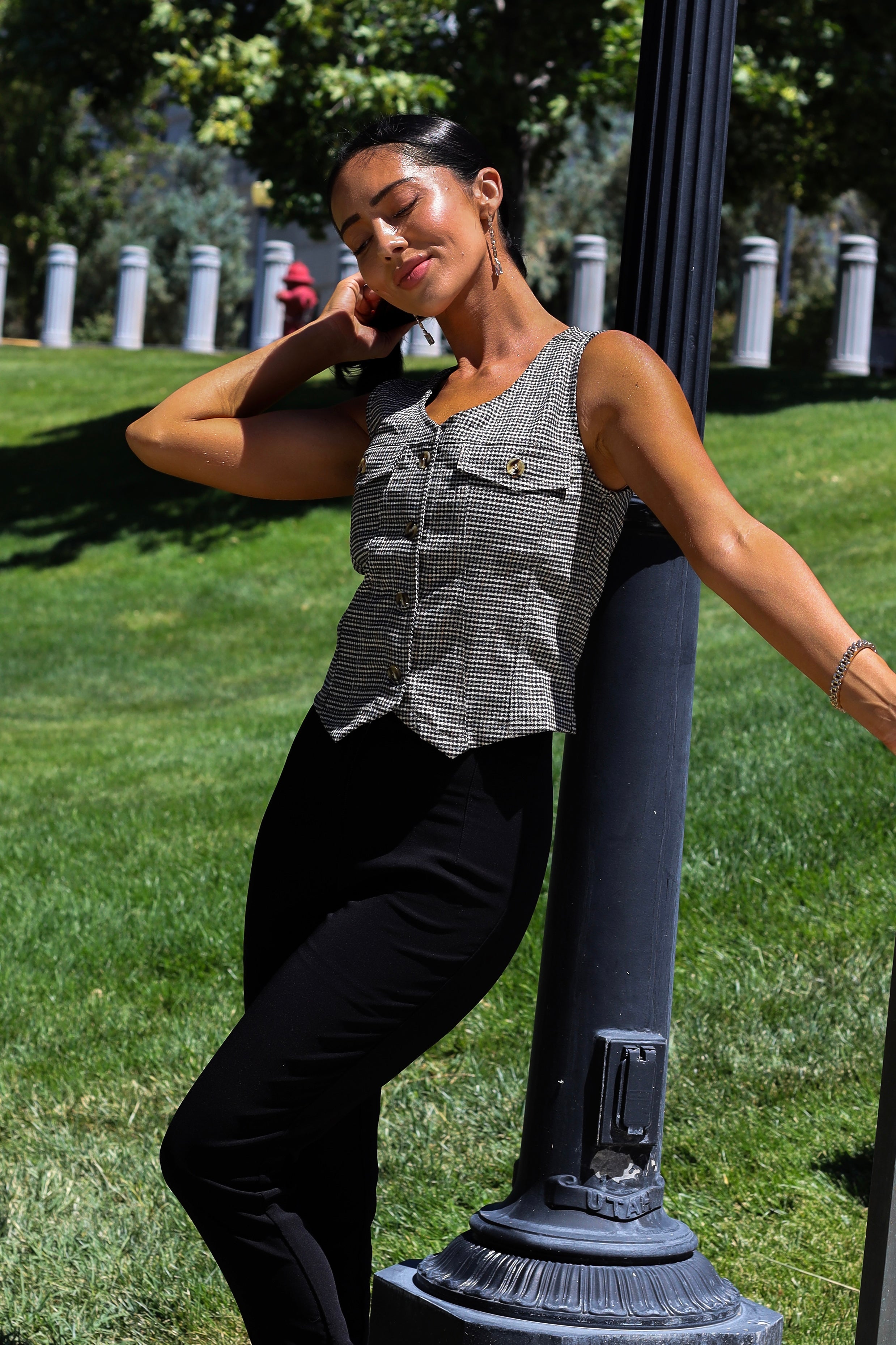 Feeling Breezy Houndstooth Vest
