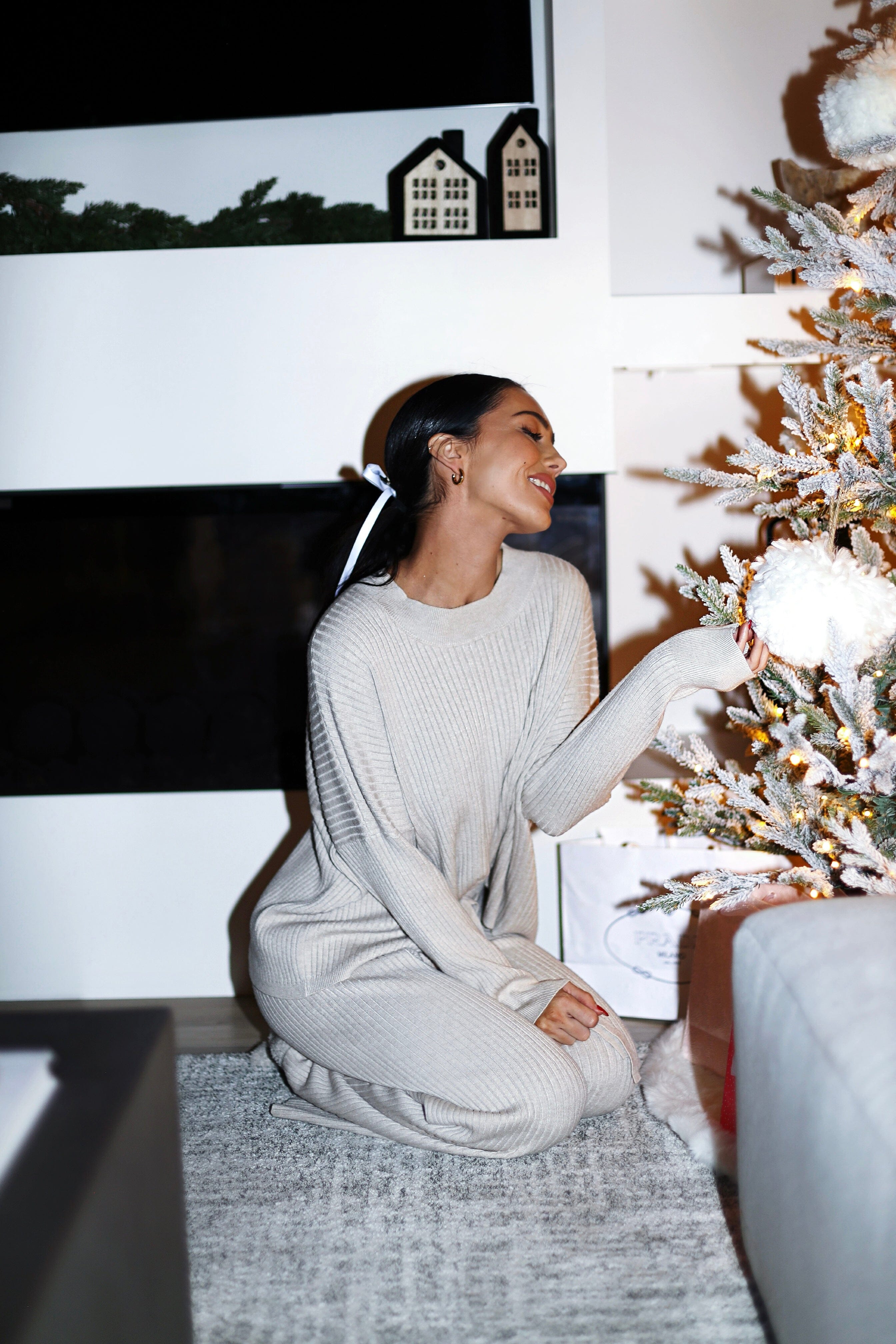 Frosted Snowflake Crop Sweater Tops vendor-unknown