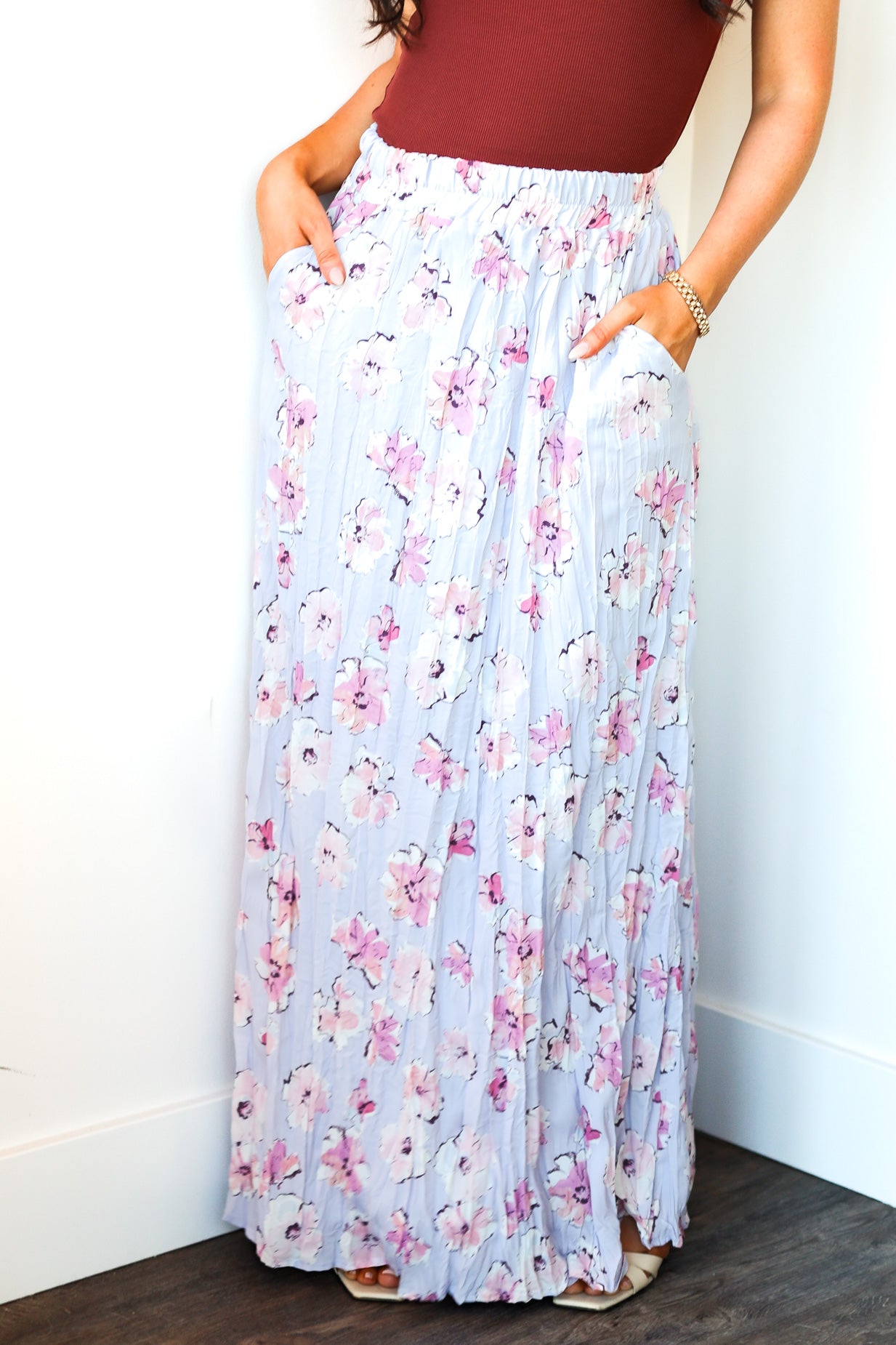 Textured Maxi Skirt with Pockets