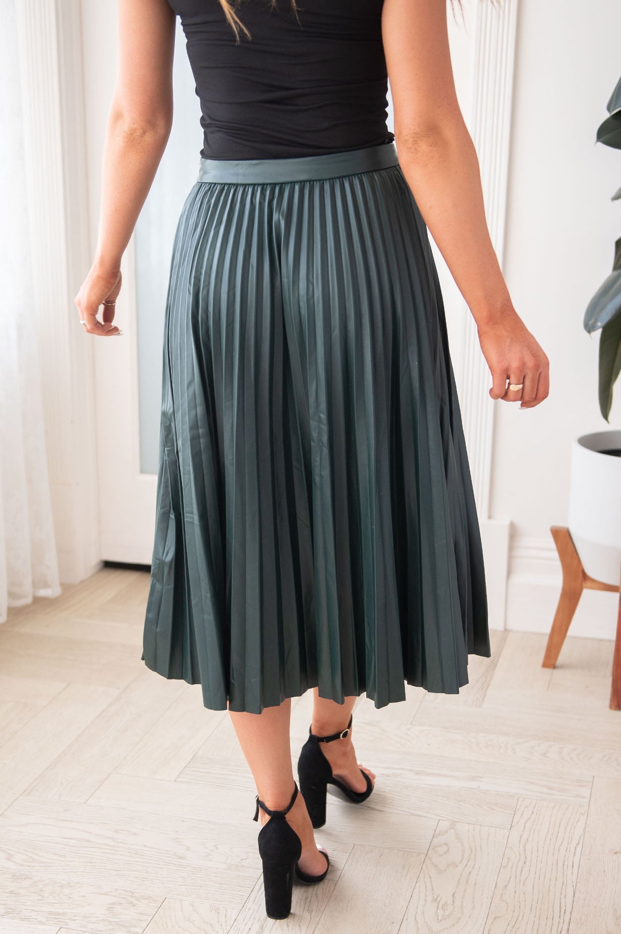 Falling For You Modest Pleat Skirt NeeSee's Dresses