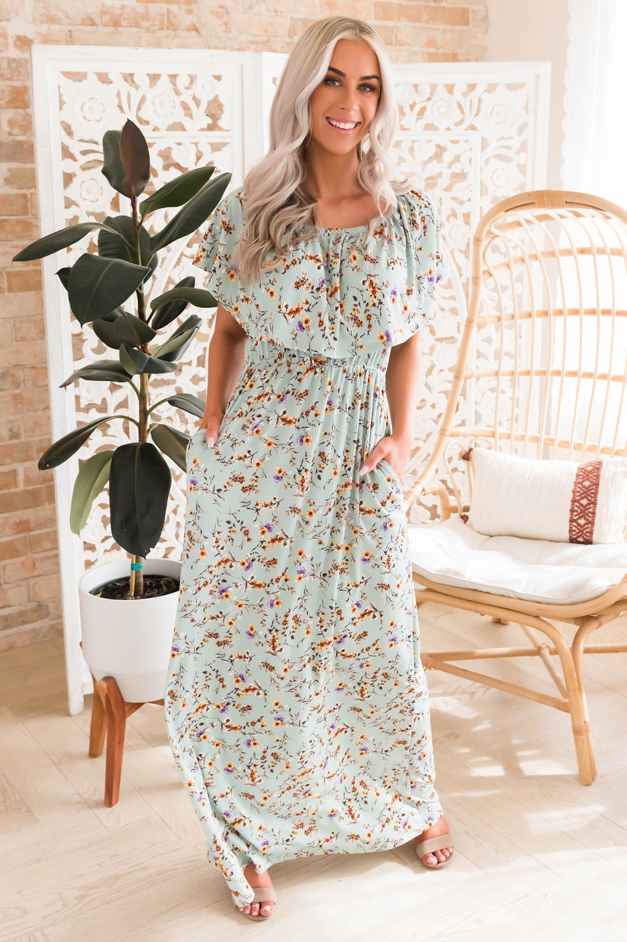 The Janee NeeSee's Dresses