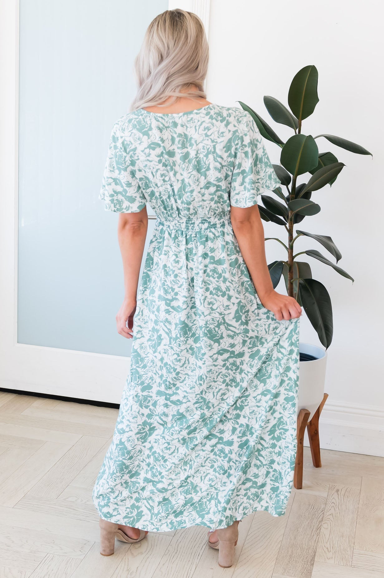 The Serabelle NeeSee's Dresses