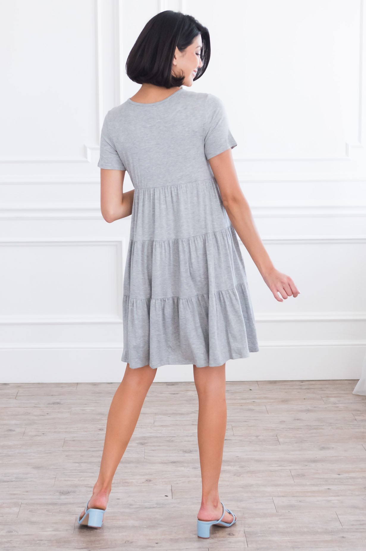 The Hadlee NeeSee's Dresses