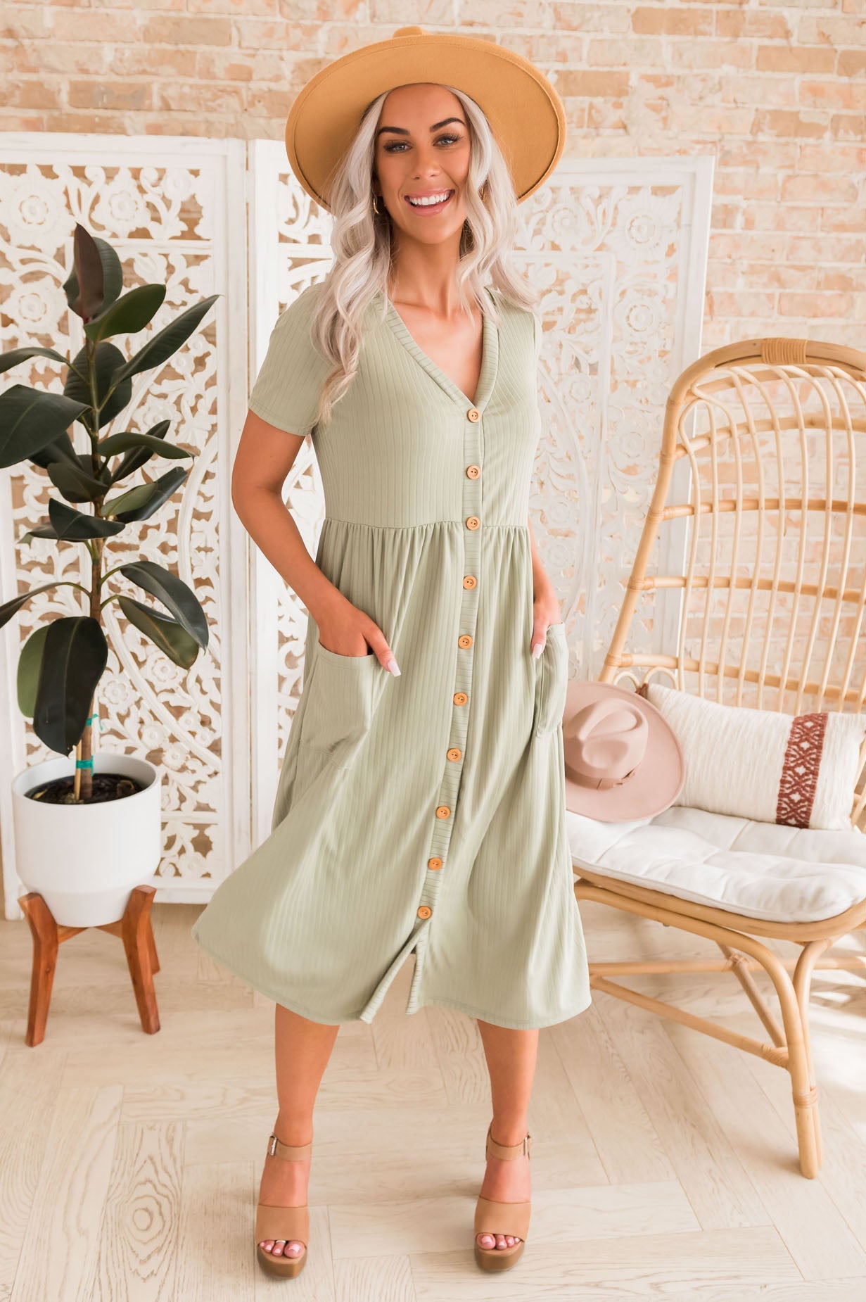 The Melia NeeSee's Dresses