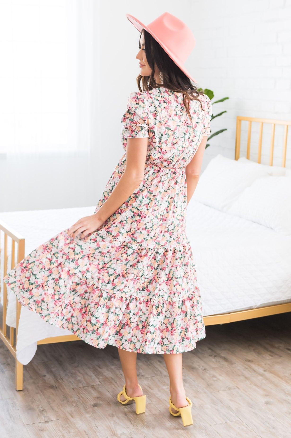 The Shonalee NeeSee's Dresses