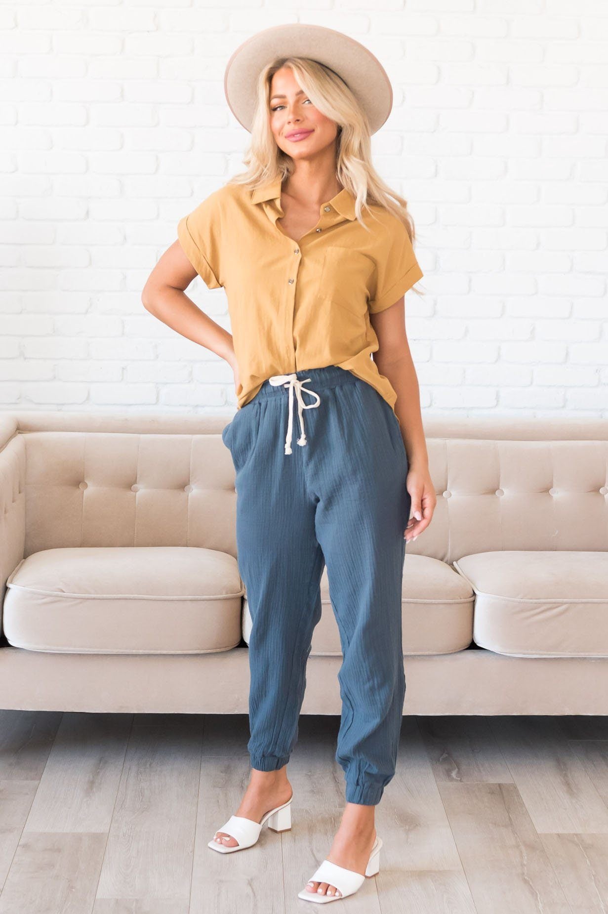 Caught Your Gaze Modest Blouse Tops vendor-unknown