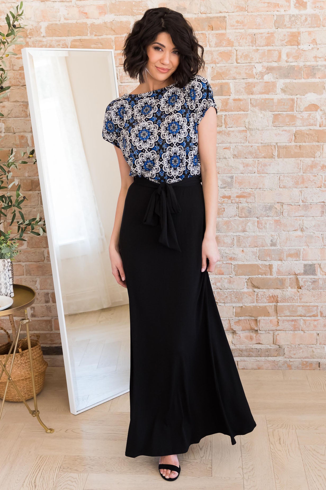 The Kiva NeeSee's Dresses