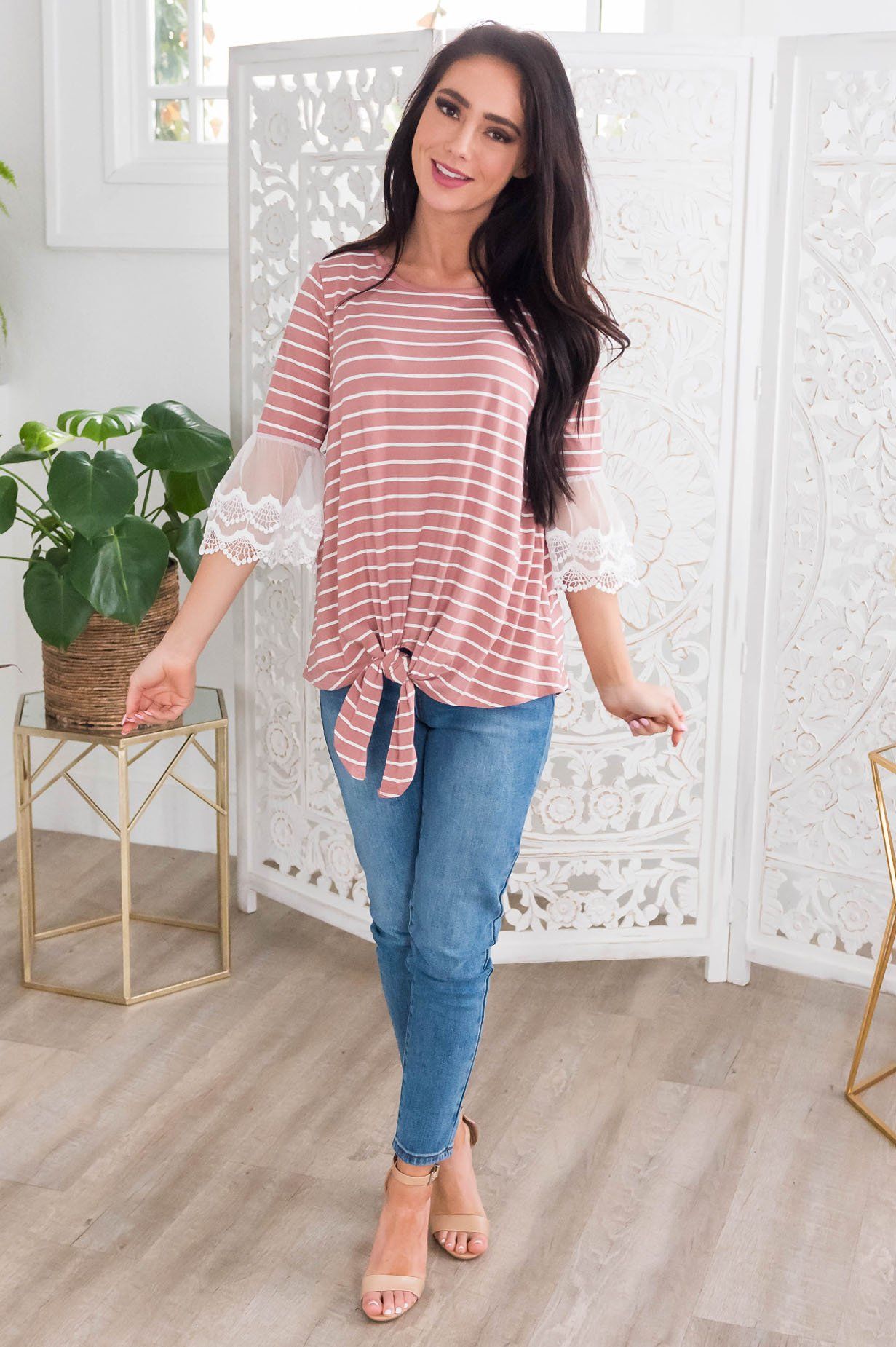 Lovely Day Modest Top Tops vendor-unknown