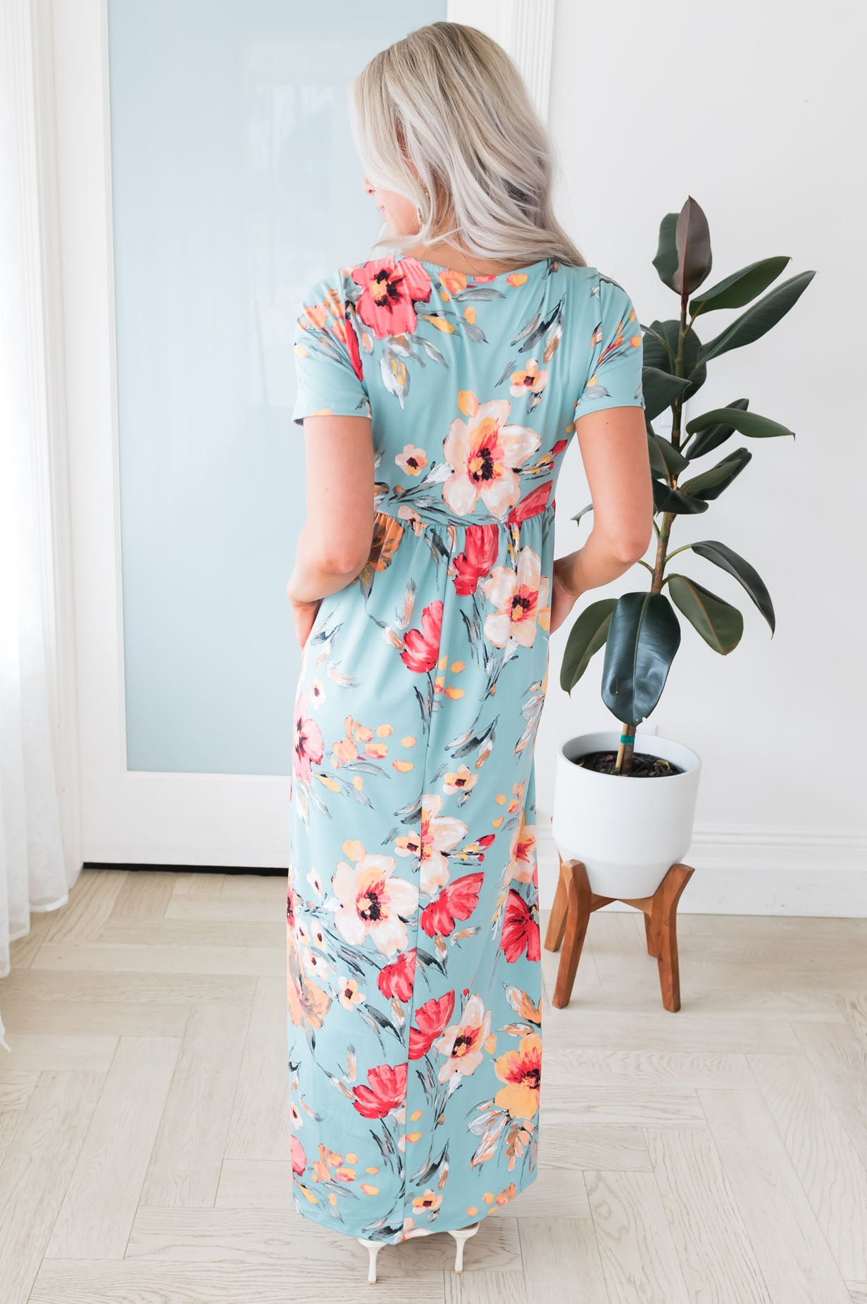 The Luna NeeSee's Dresses