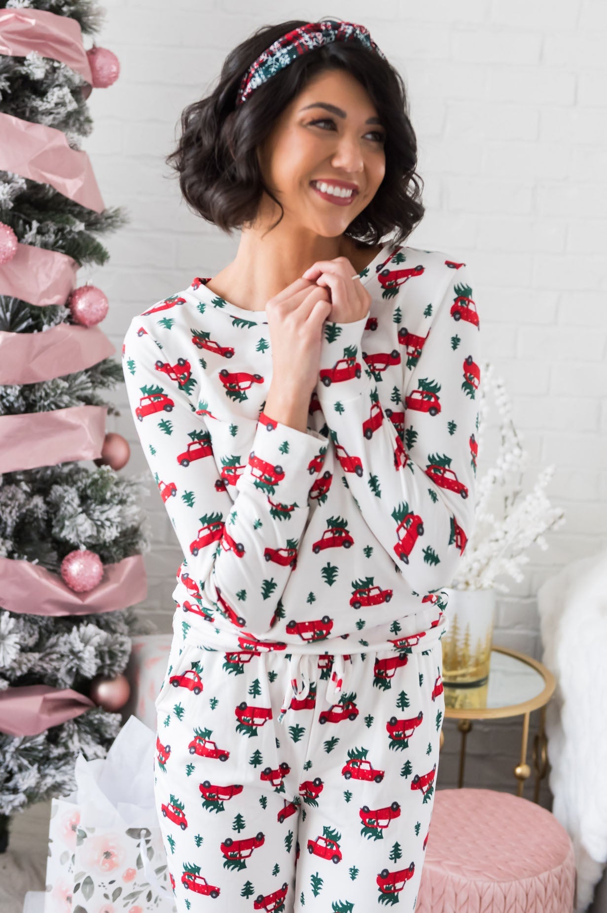 Antique Christmas Modest Lounge Set Tops vendor-unknown