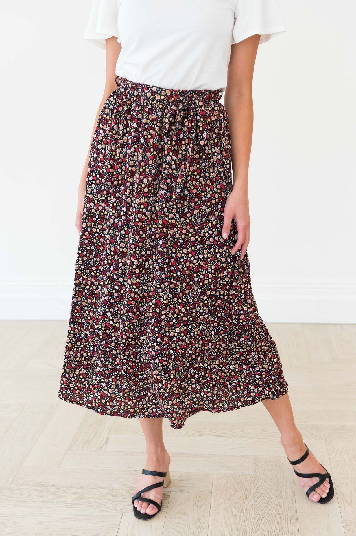 Ditzy Daisy Modest Floral Skirt Skirts vendor-unknown