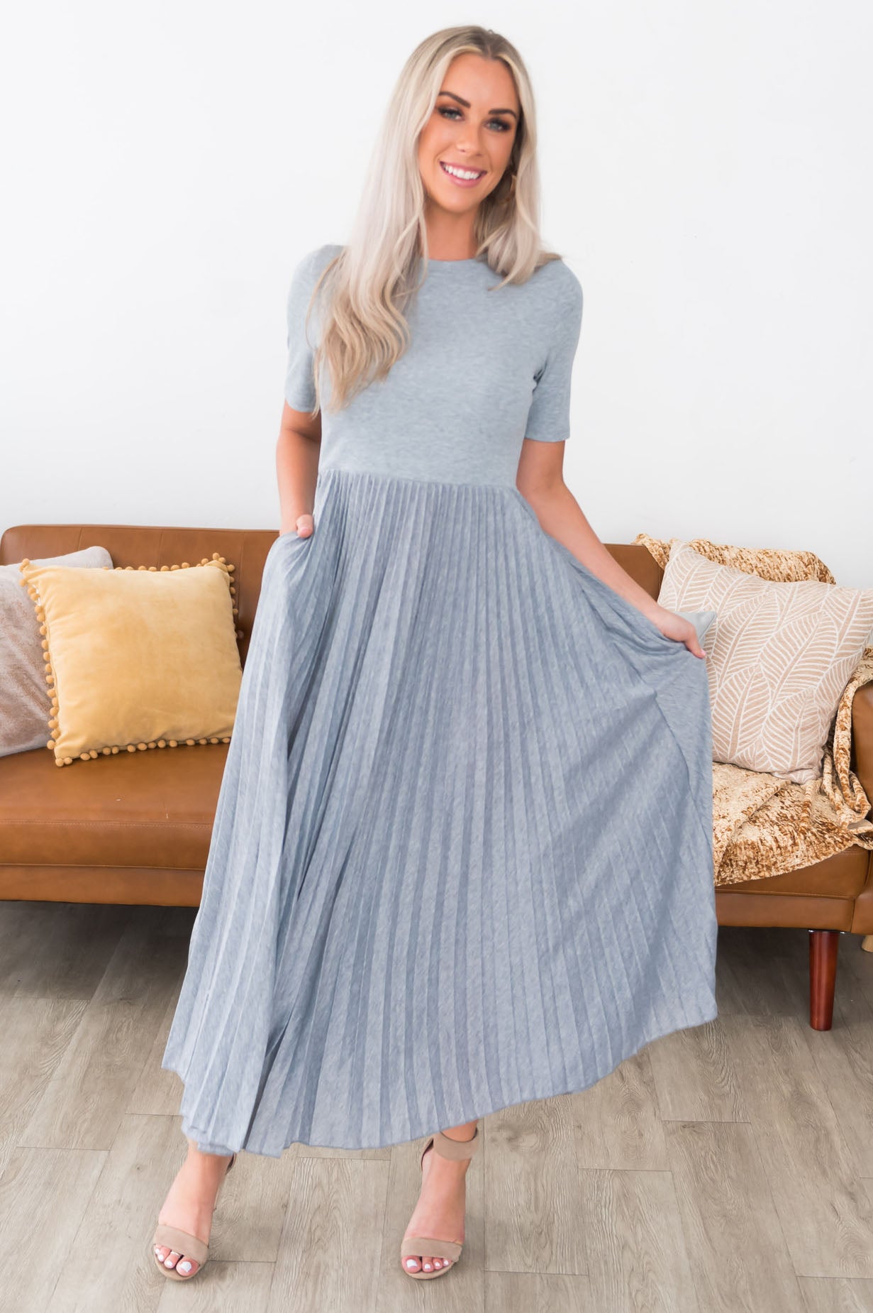 The Synda NeeSee's Dresses