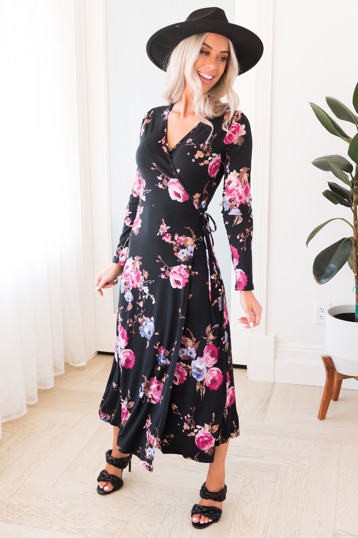 The Ambree NeeSee's Dresses