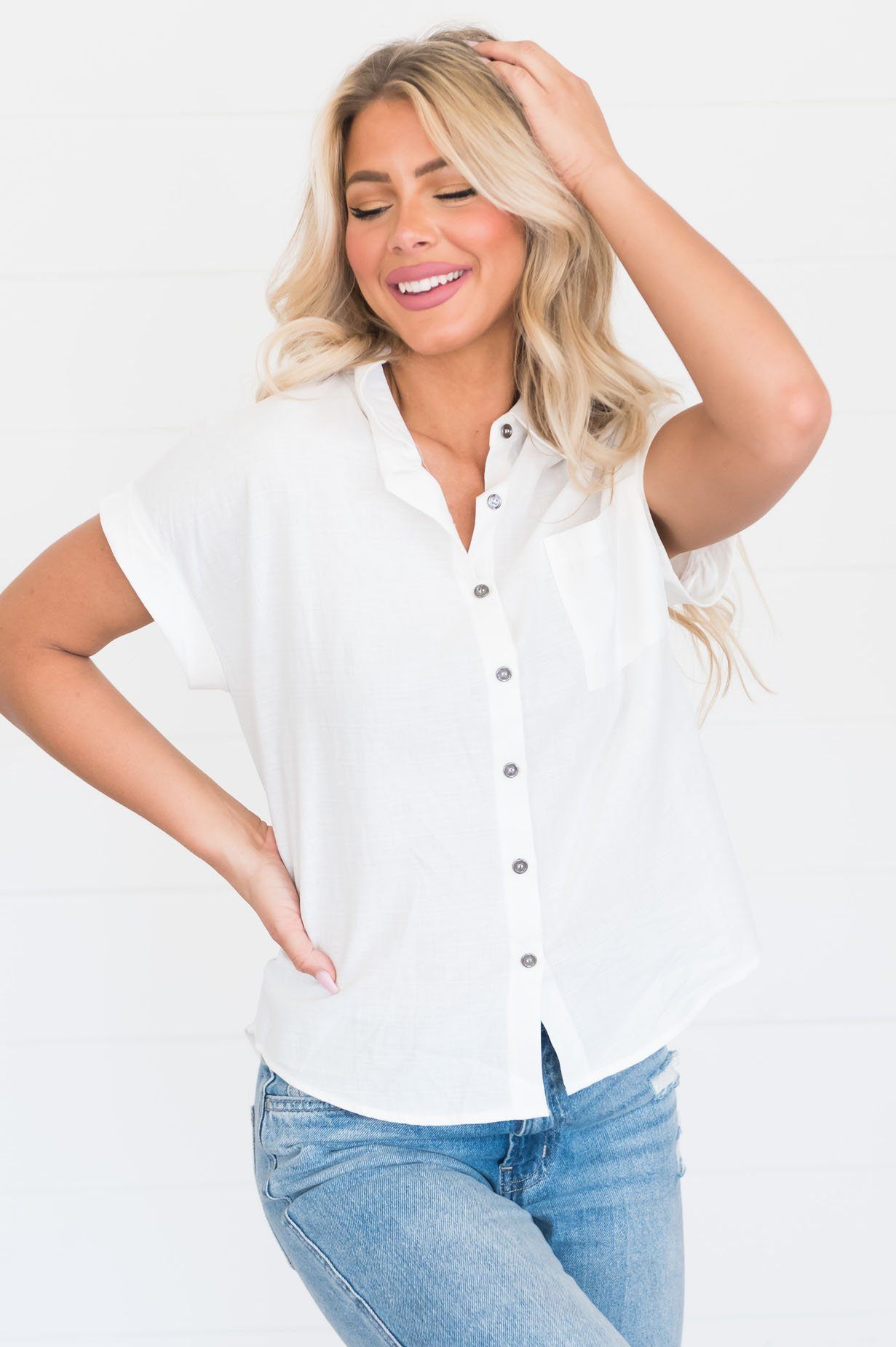 Caught Your Gaze Modest Blouse Tops vendor-unknown