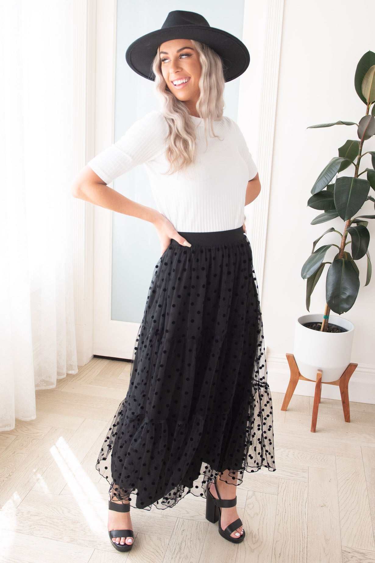 Twirling Beauty Modest Tulle Skirt Skirts vendor-unknown