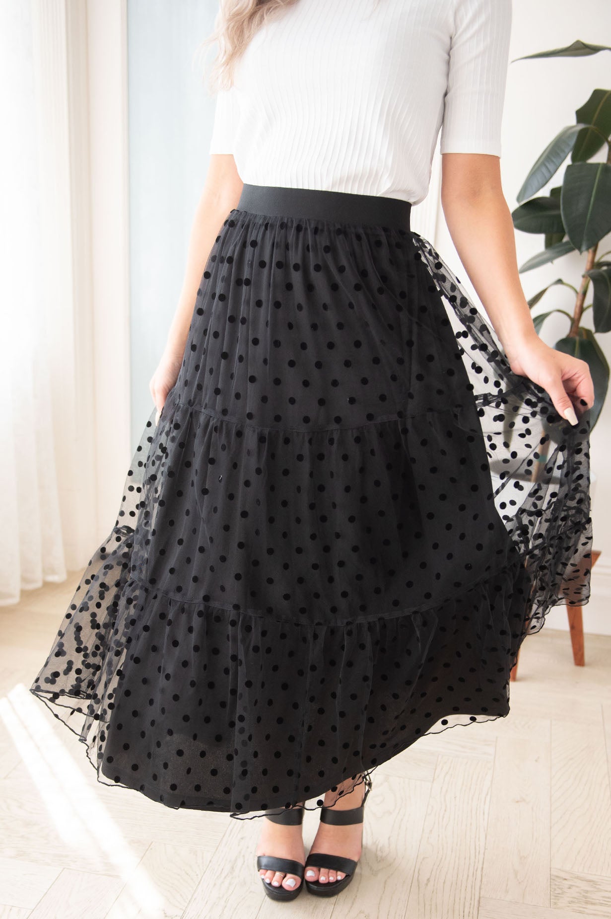Twirling Beauty Modest Tulle Skirt Skirts vendor-unknown