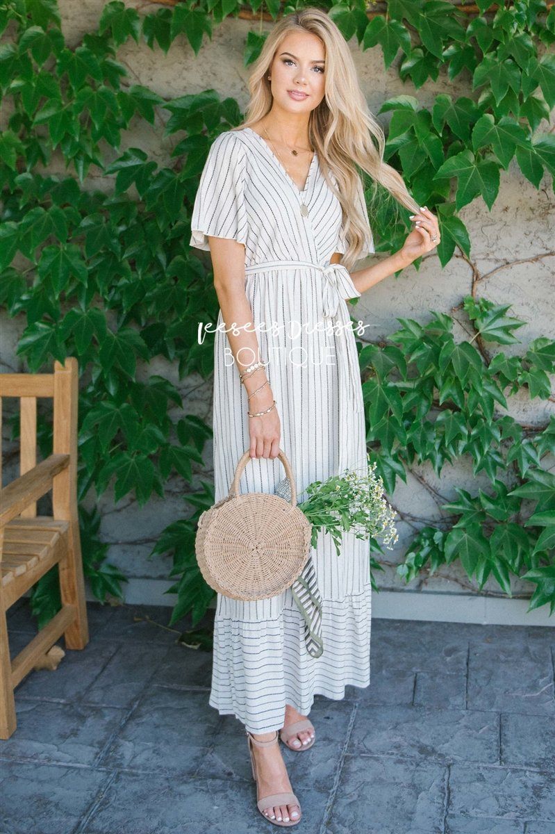 The Kessla Modest Dresses vendor-unknown Black Dotted Stripes S