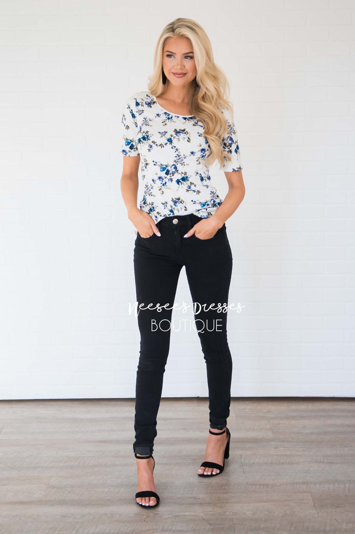 Ivory Blue Floral Scoop Neck Top Tops vendor-unknown