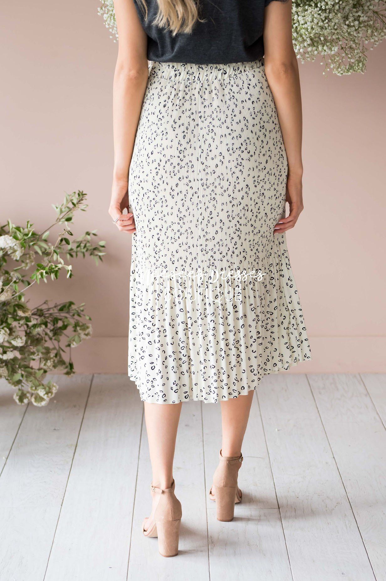 On The Catwalk Leopard Print Skirt Modest Dresses vendor-unknown