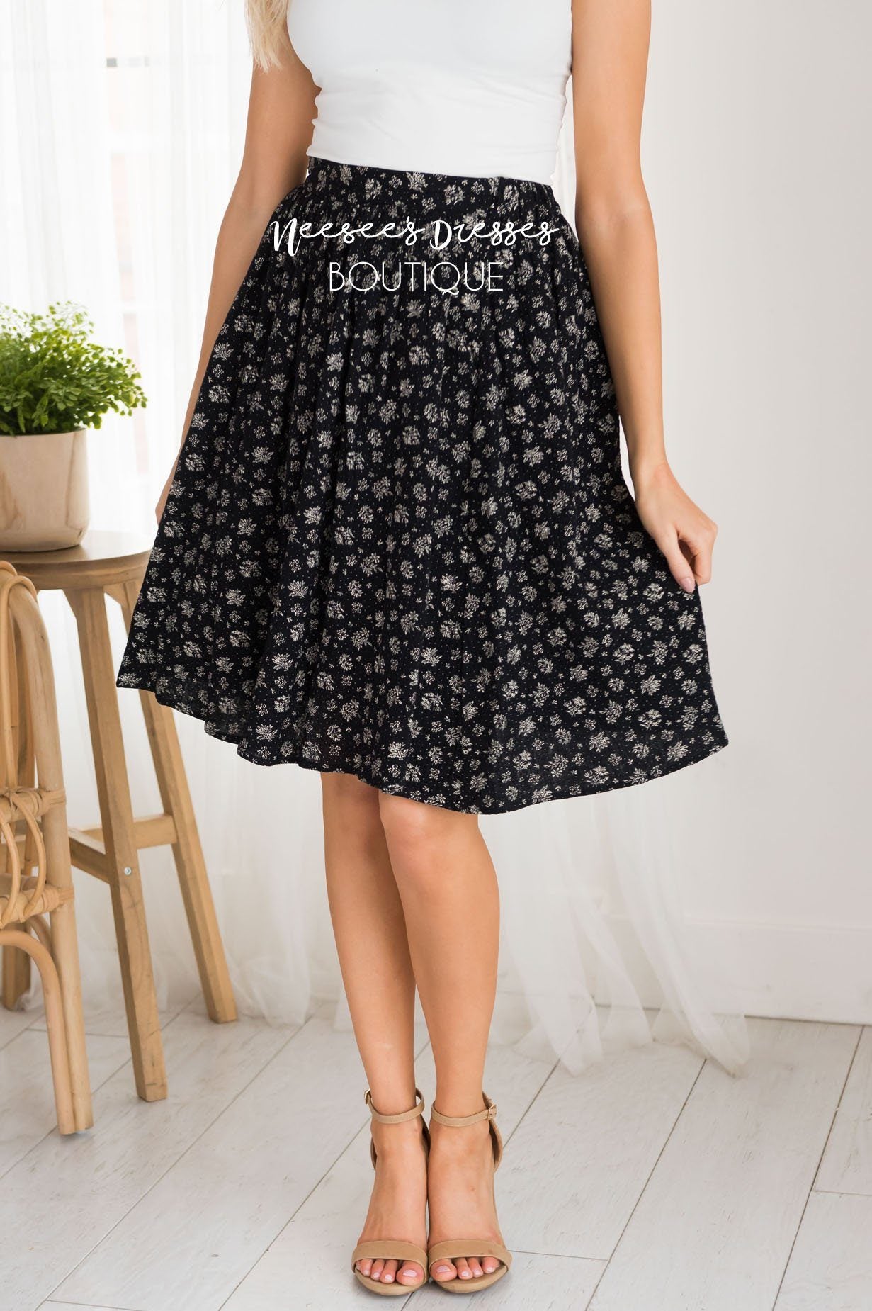 Black & Cream Modest Textured Skirt Skirts vendor-unknown