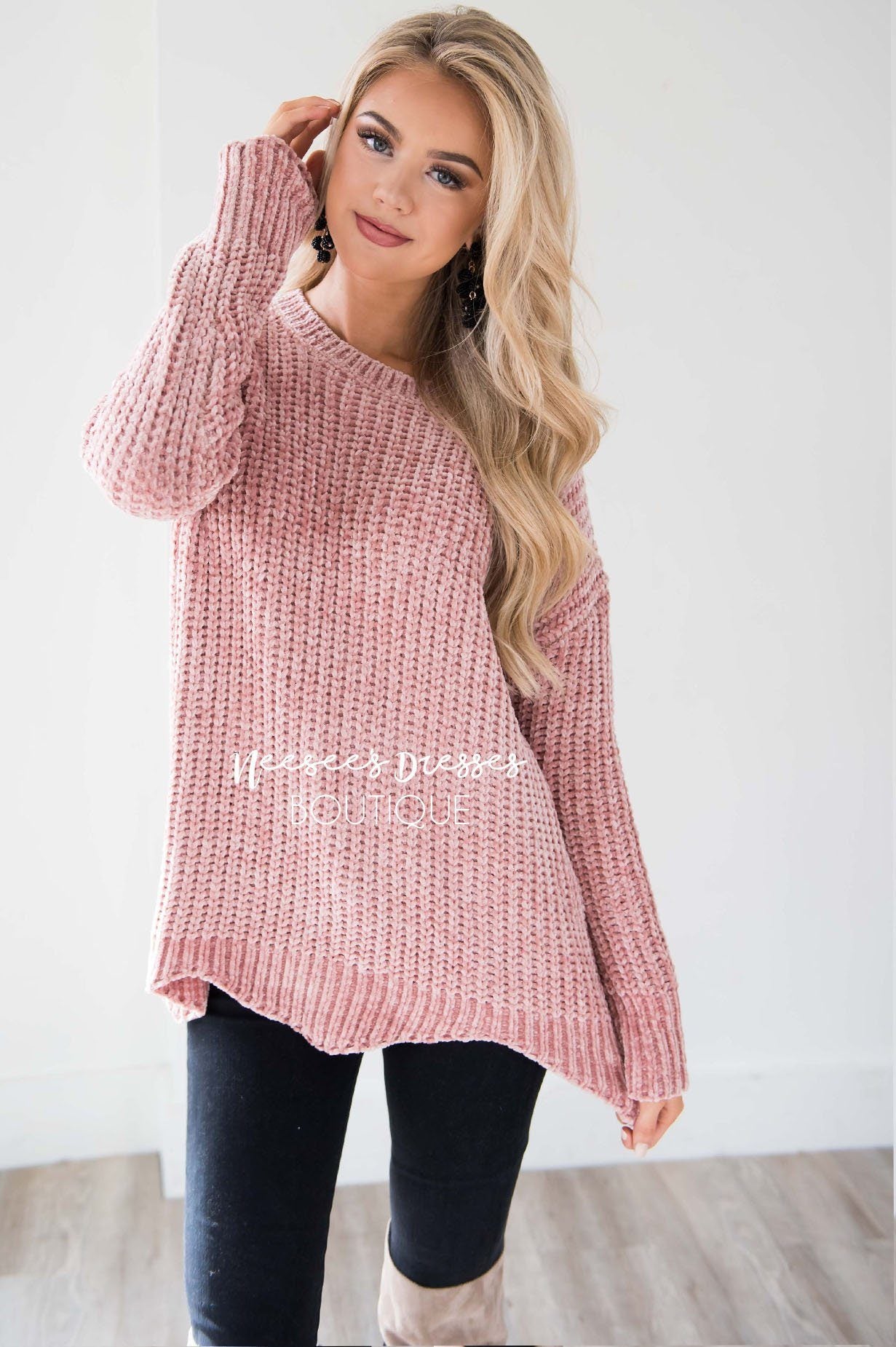 Starstruck By Love Scallop Hem Sweater Tops vendor-unknown