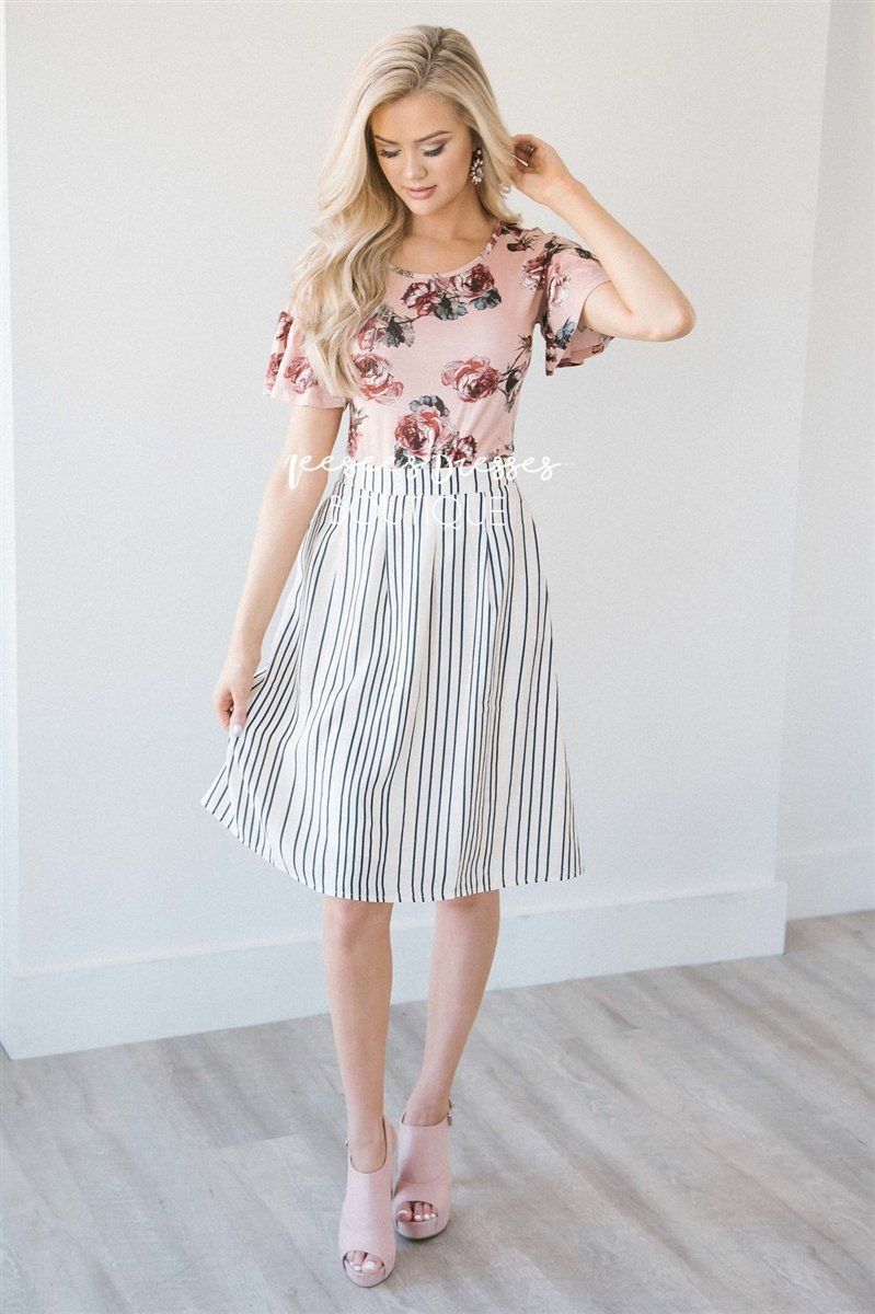 Cream & Charcoal Stripe Pleated Skirt Skirts vendor-unknown
