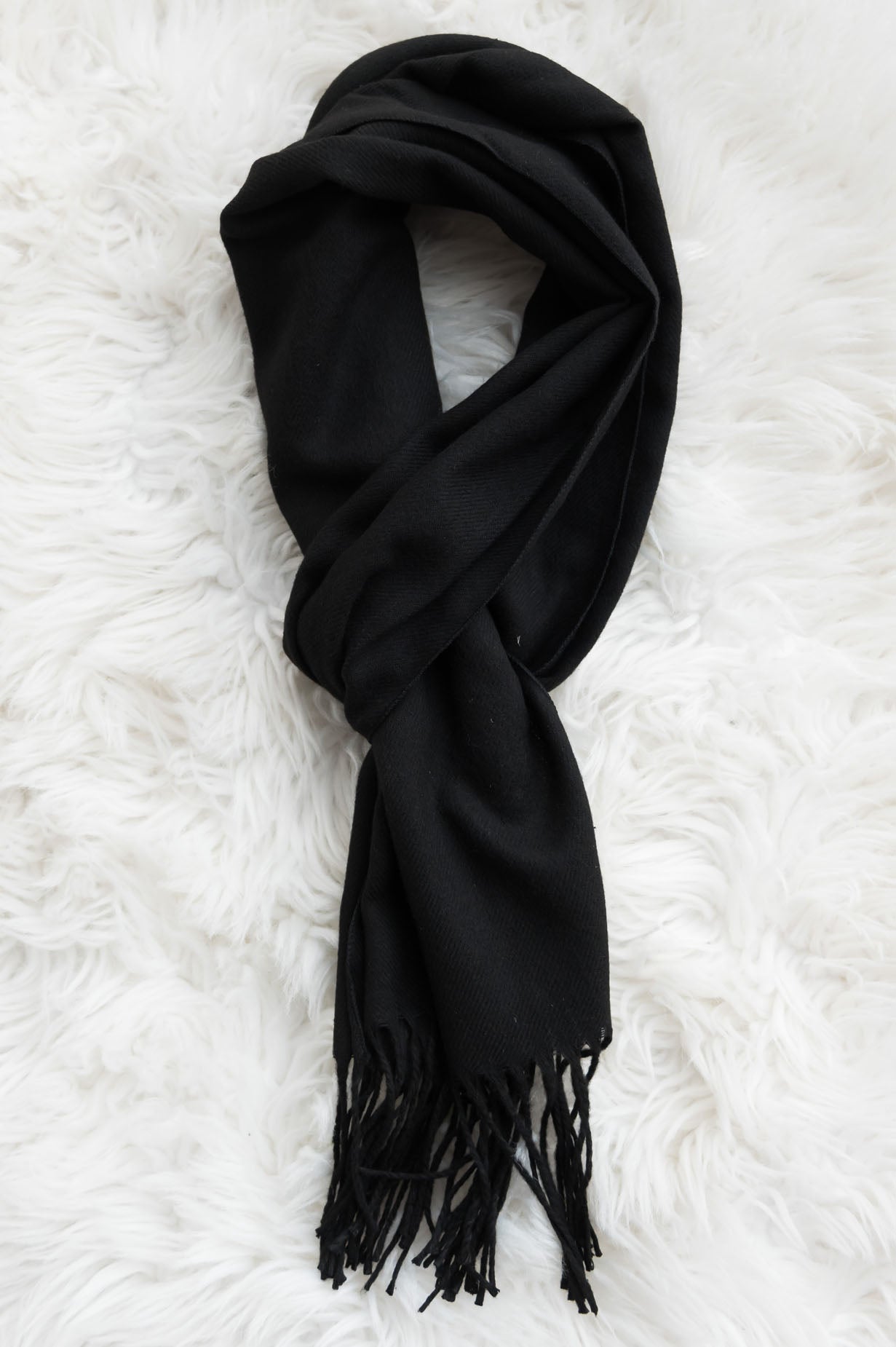 Cozy & Stylish Fringed Edge Scarf Accessories & Shoes Leto Accessories