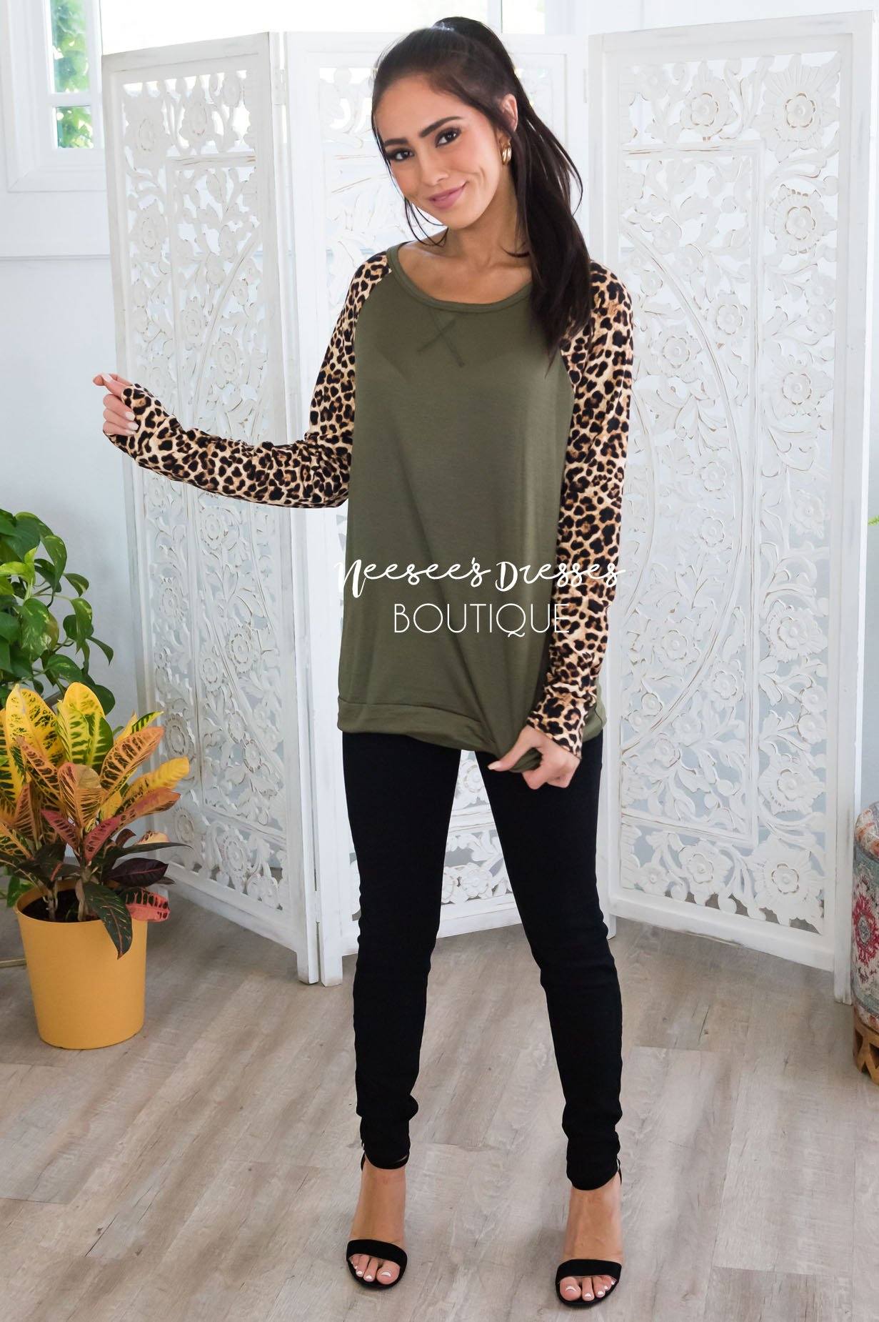 Sweet and Chic Modest Top Modest Dresses vendor-unknown