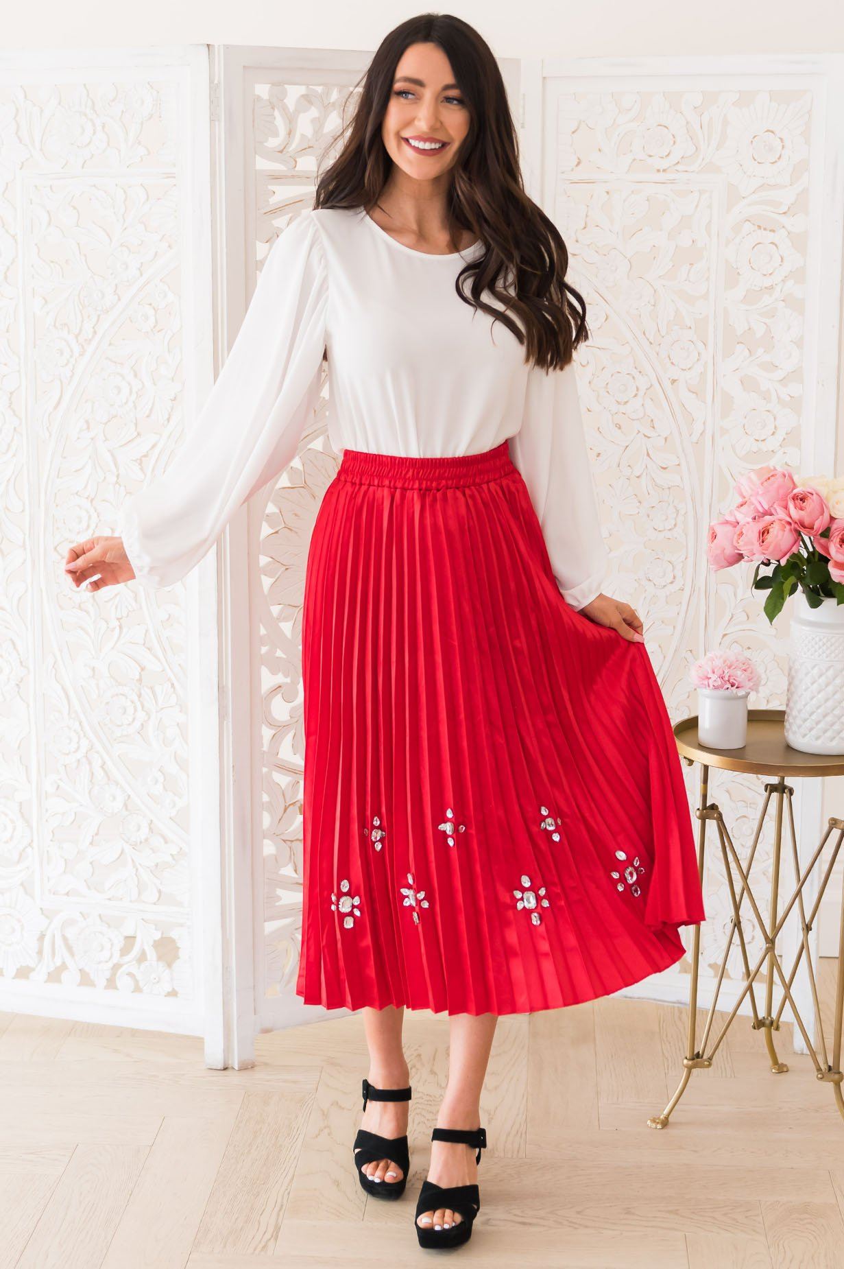 Glamour Girl Modest Pleat Skirt NeeSee's Dresses