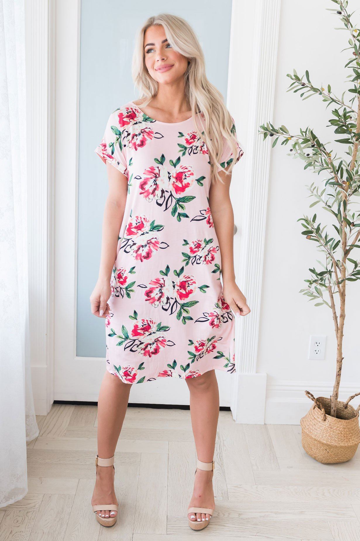 The Reyna NeeSee's Dresses