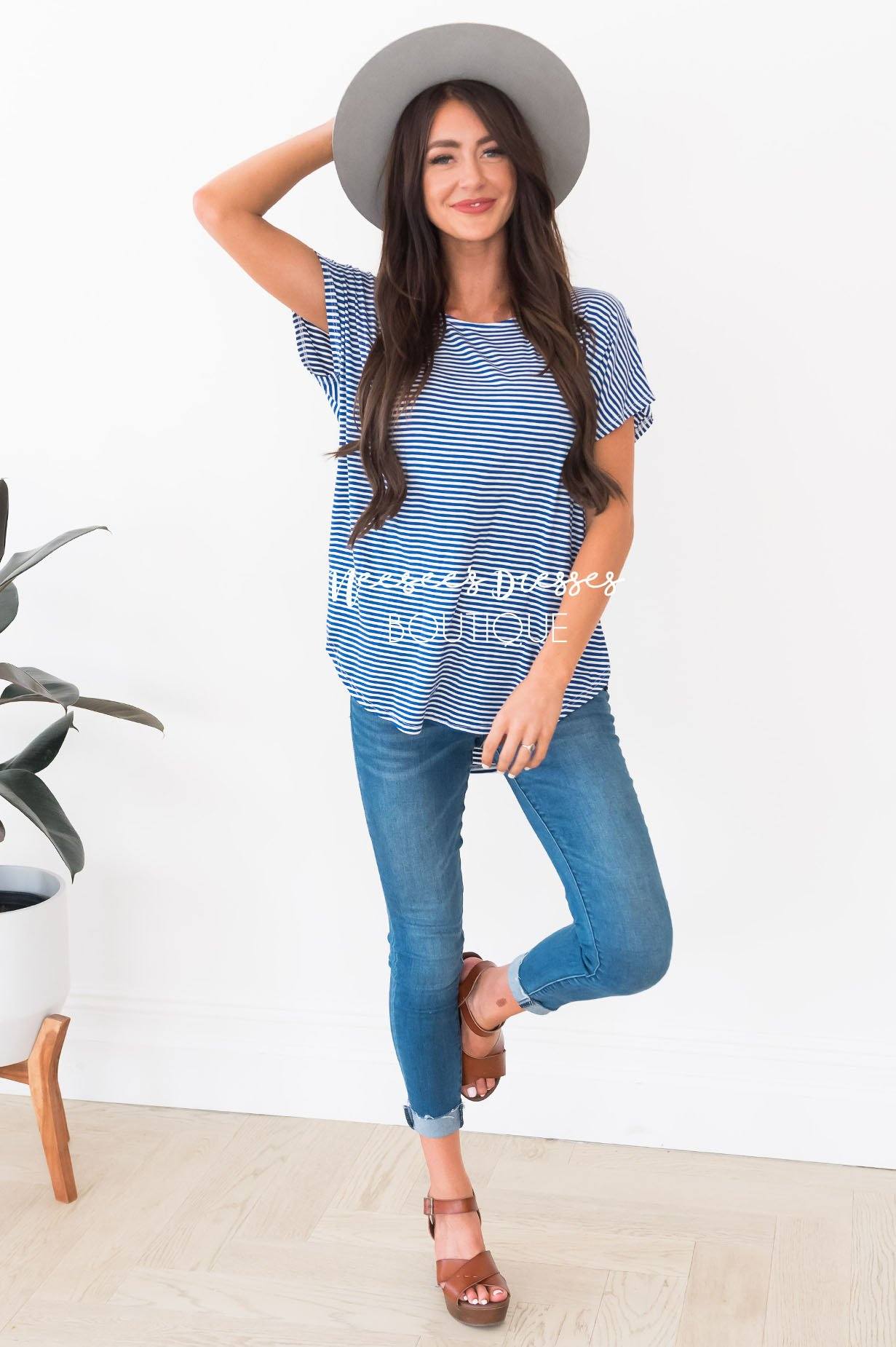 Round of Applause Modest Top Modest Dresses vendor-unknown