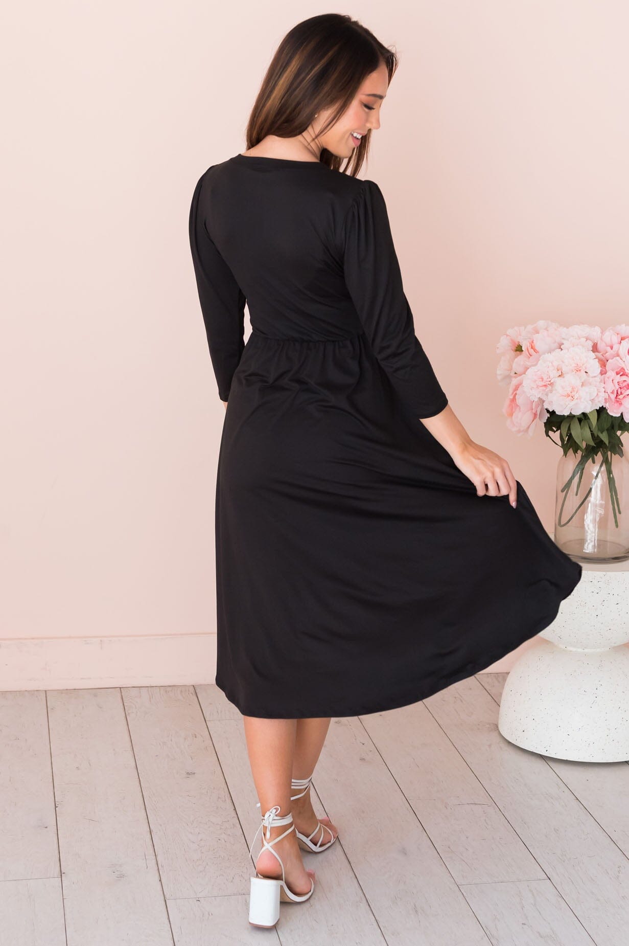 The Lindee NeeSee's Dresses 