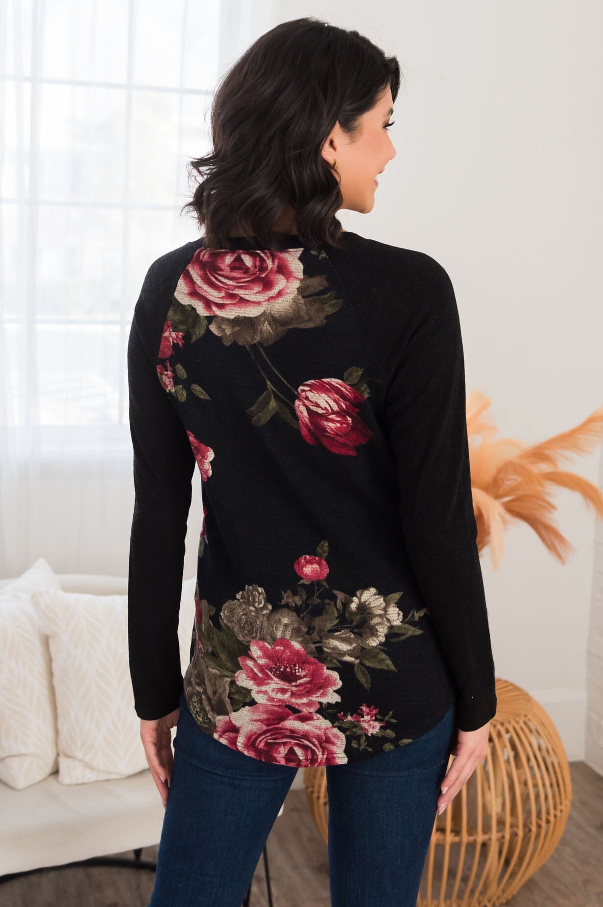 Simplistic Perfection Modest Floral Top NeeSee's Dresses 