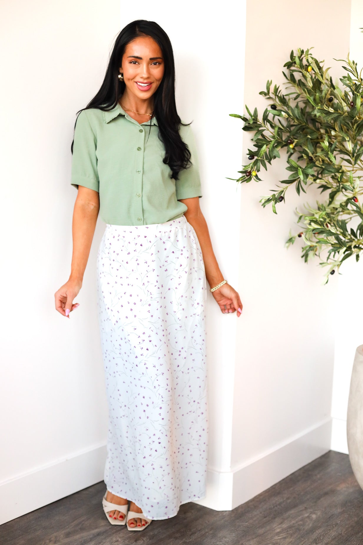 All The Beauty Sheath Skirt