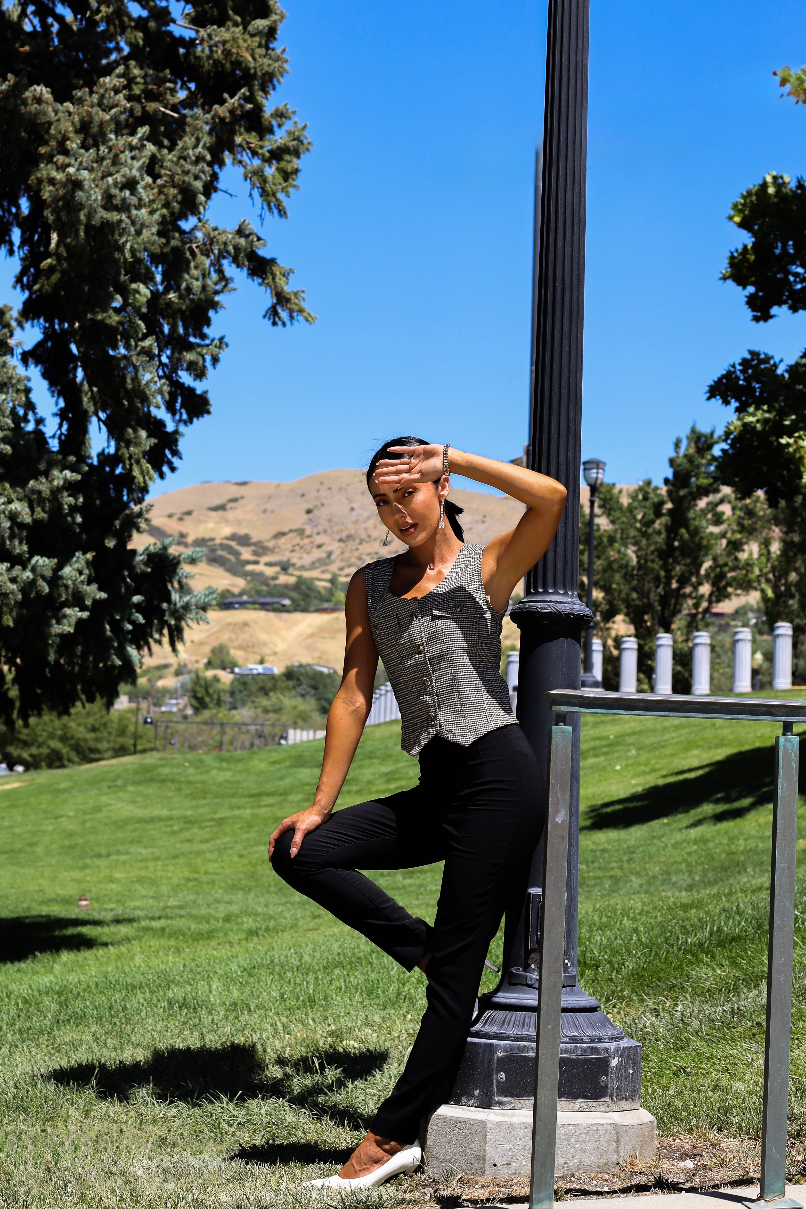 Feeling Breezy Houndstooth Vest