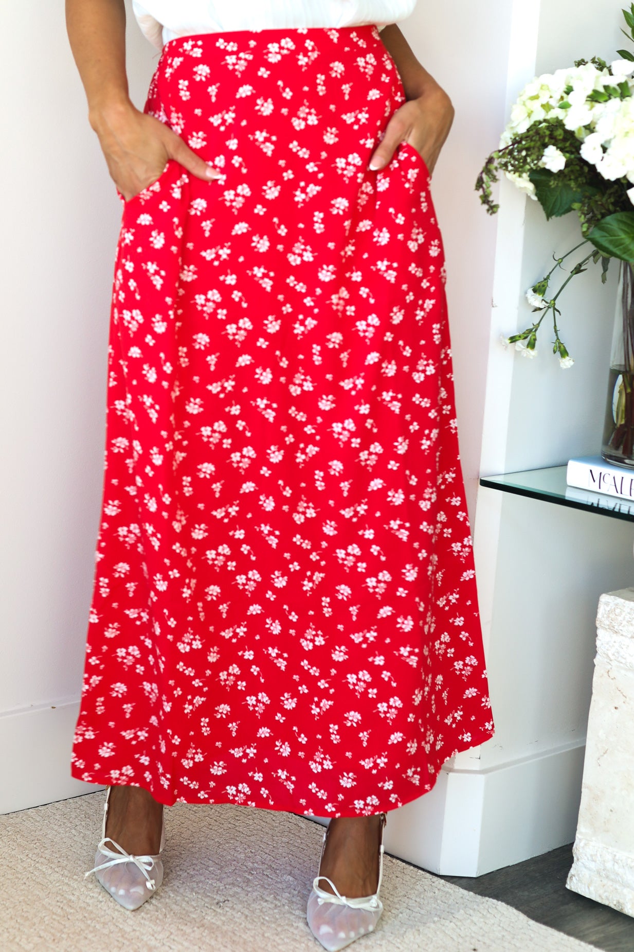 All The Beauty Sheath Skirt