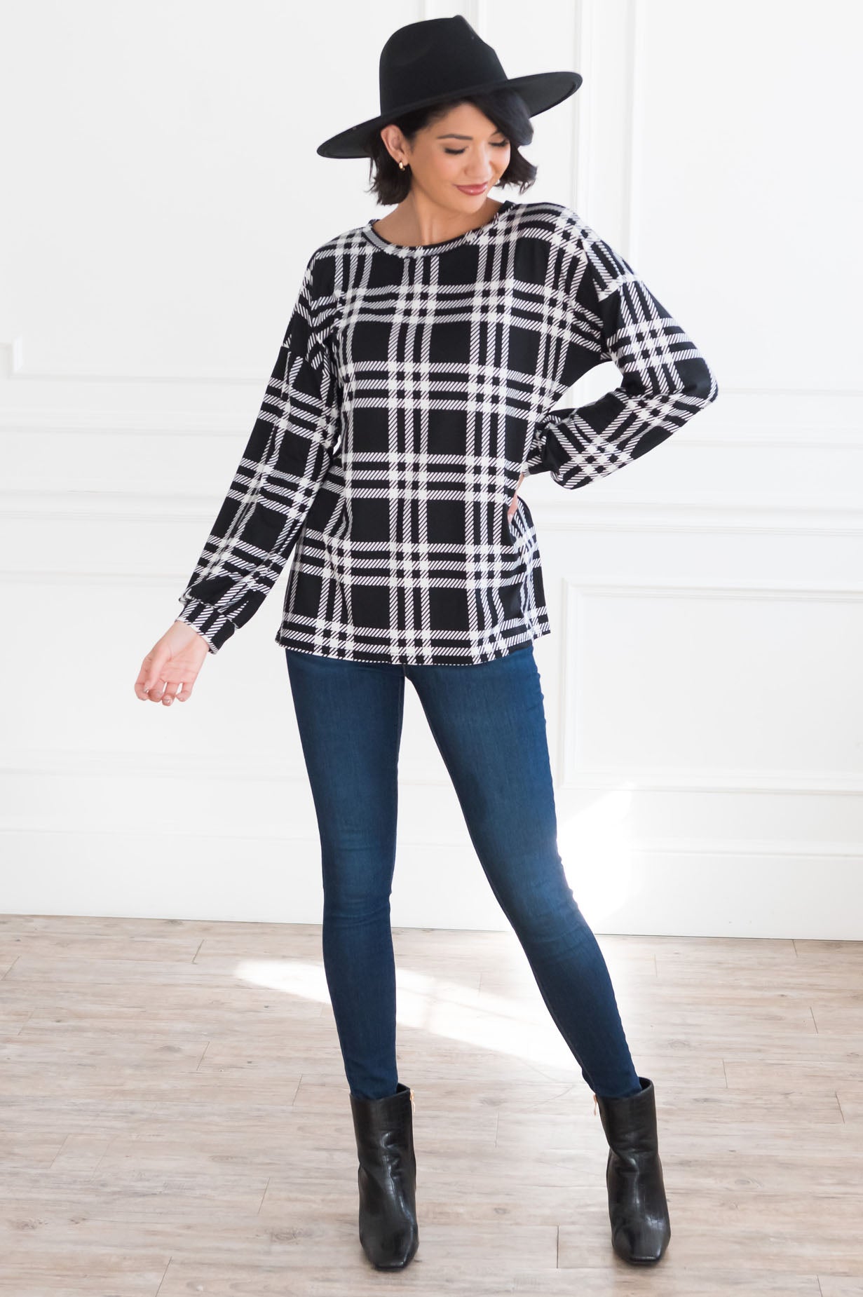Simple & Sweet Modest Plaid Top Tops vendor-unknown 