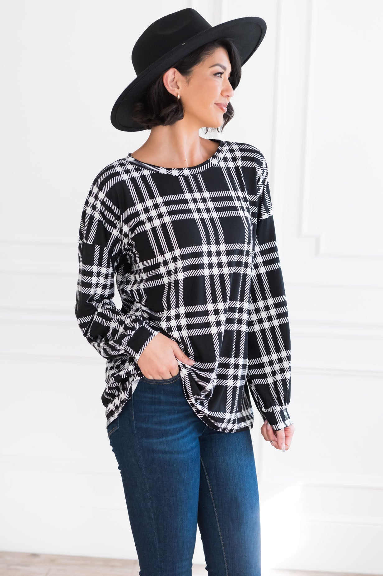 Simple & Sweet Modest Plaid Top Tops vendor-unknown 