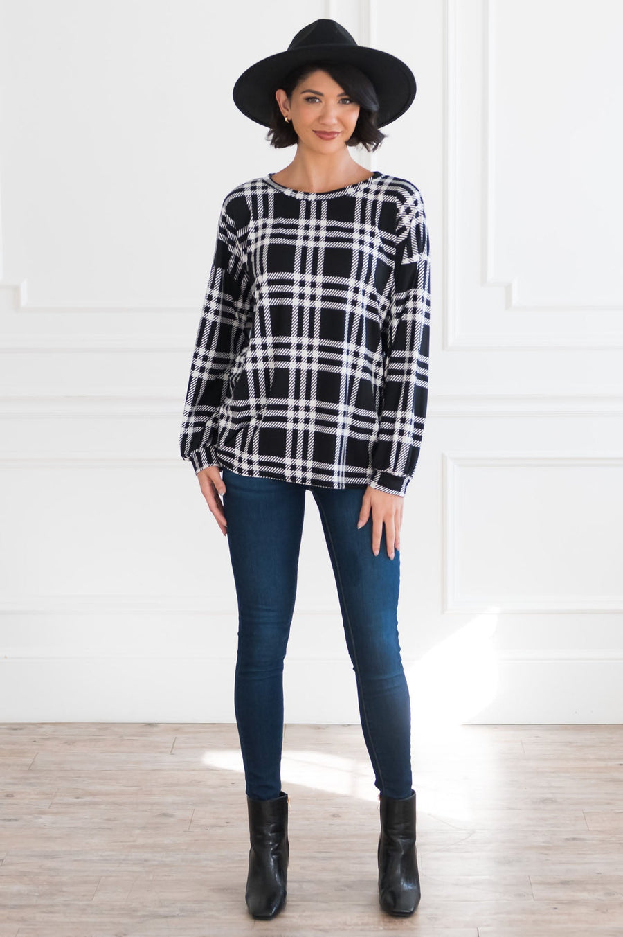 Simple & Sweet Modest Plaid Top Tops vendor-unknown 