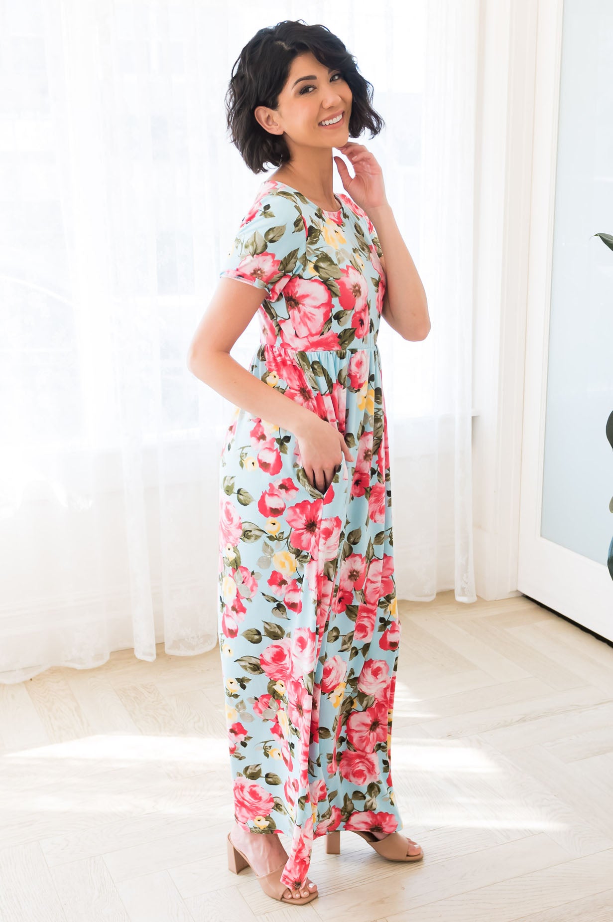 The Liza NeeSee's Dresses 