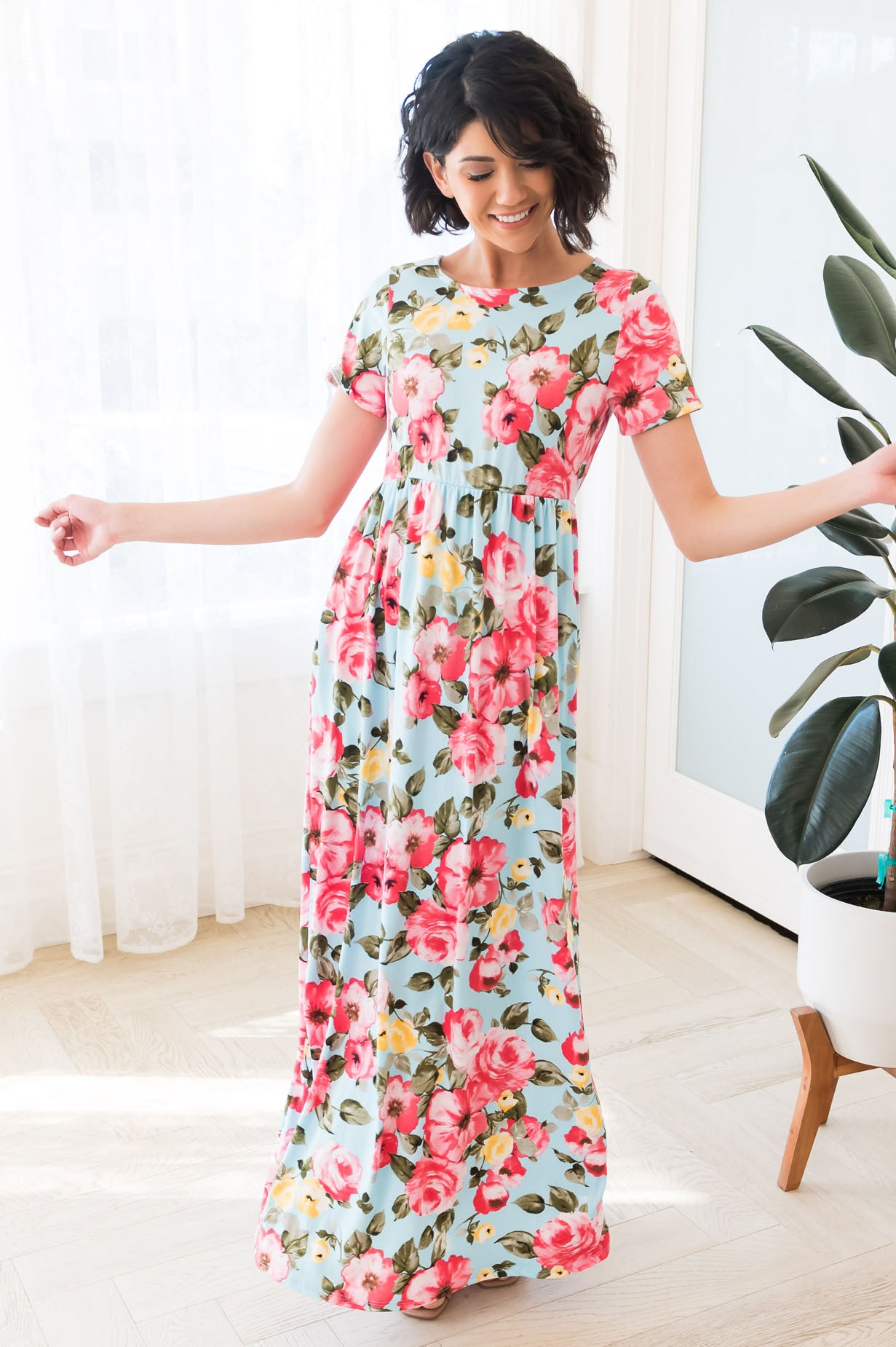 The Liza NeeSee's Dresses 