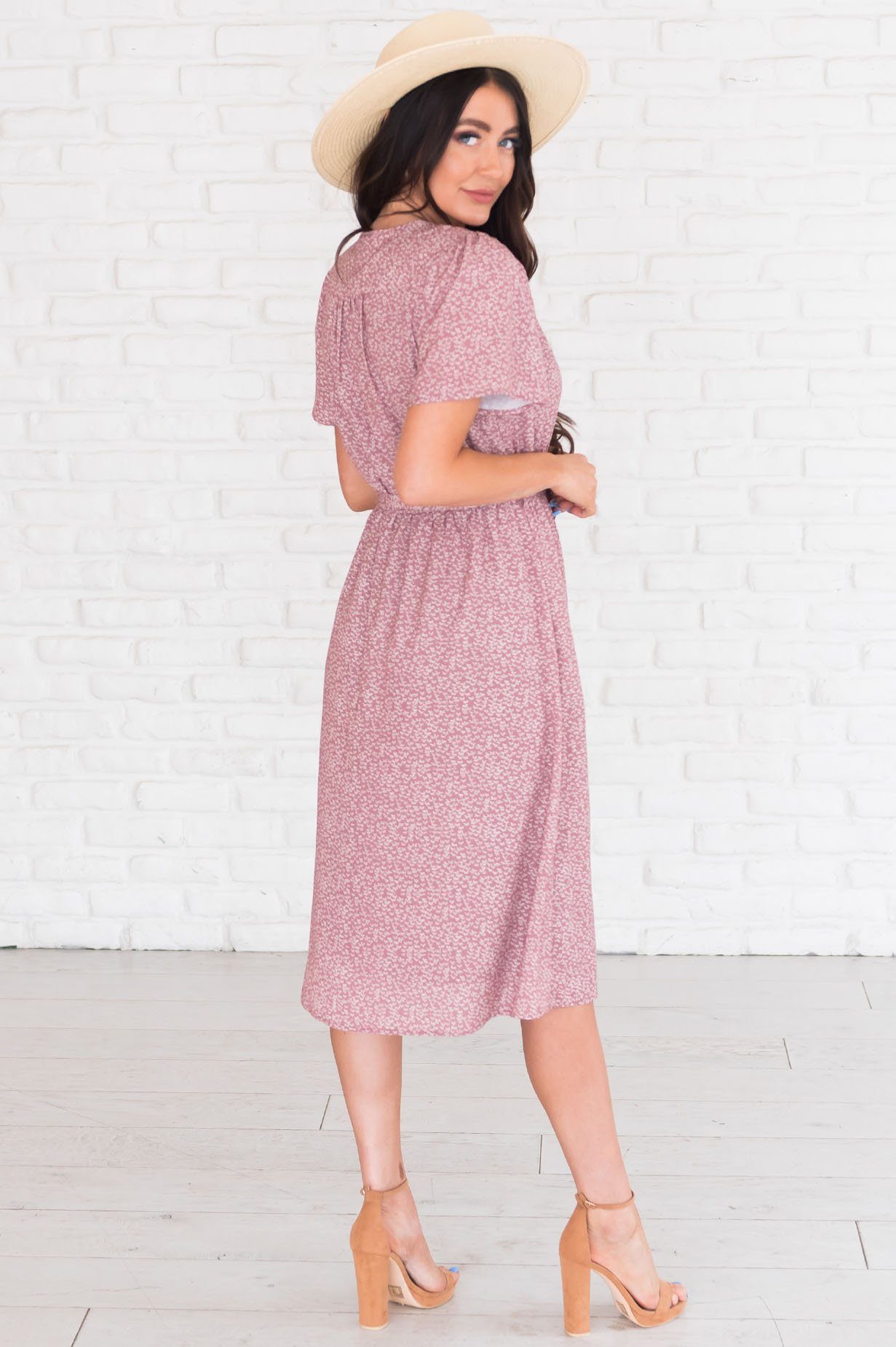 The Lesly Modest Dresses vendor-unknown 