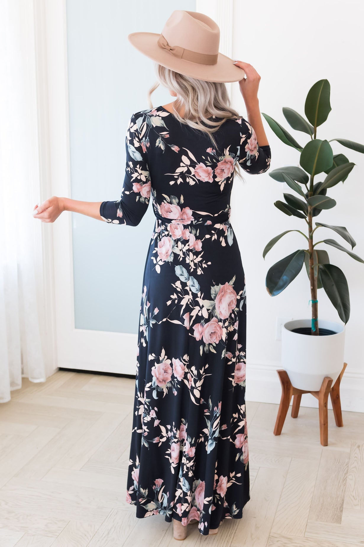 The Crystal NeeSee's Dresses 