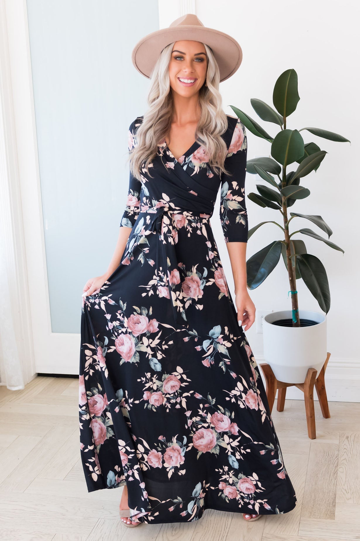 The Crystal NeeSee's Dresses 