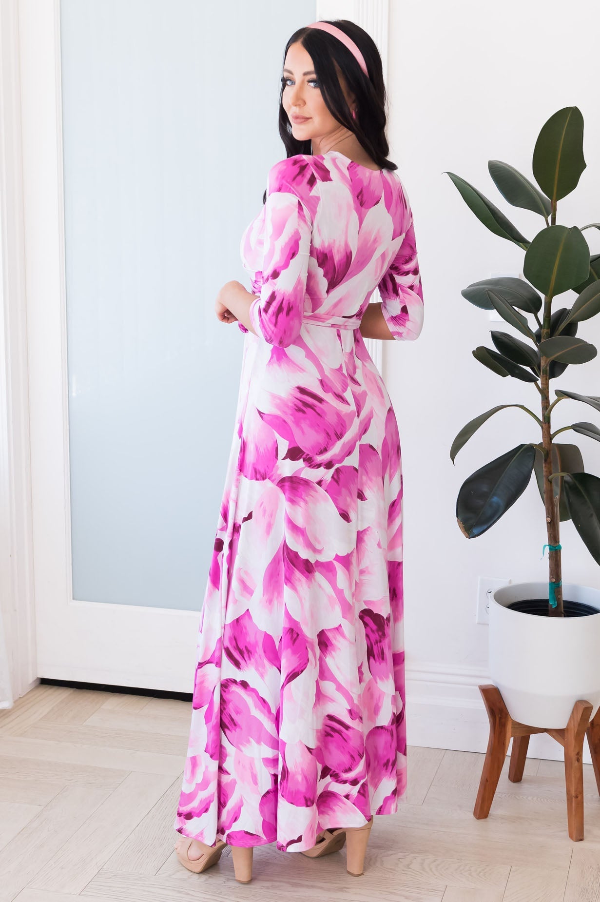 The Crystal NeeSee's Dresses 